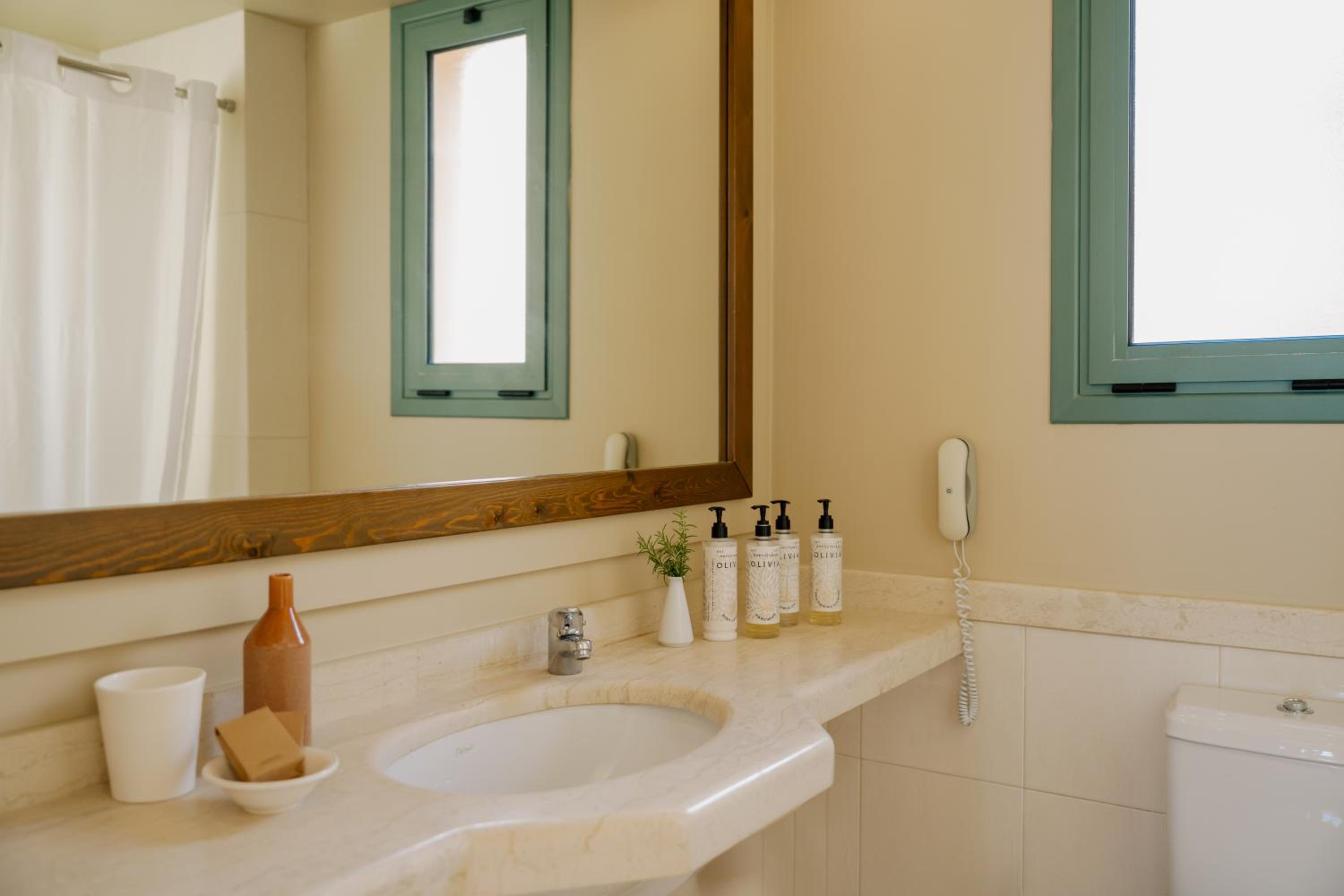 Junior Suite with Kitchenette photo 2