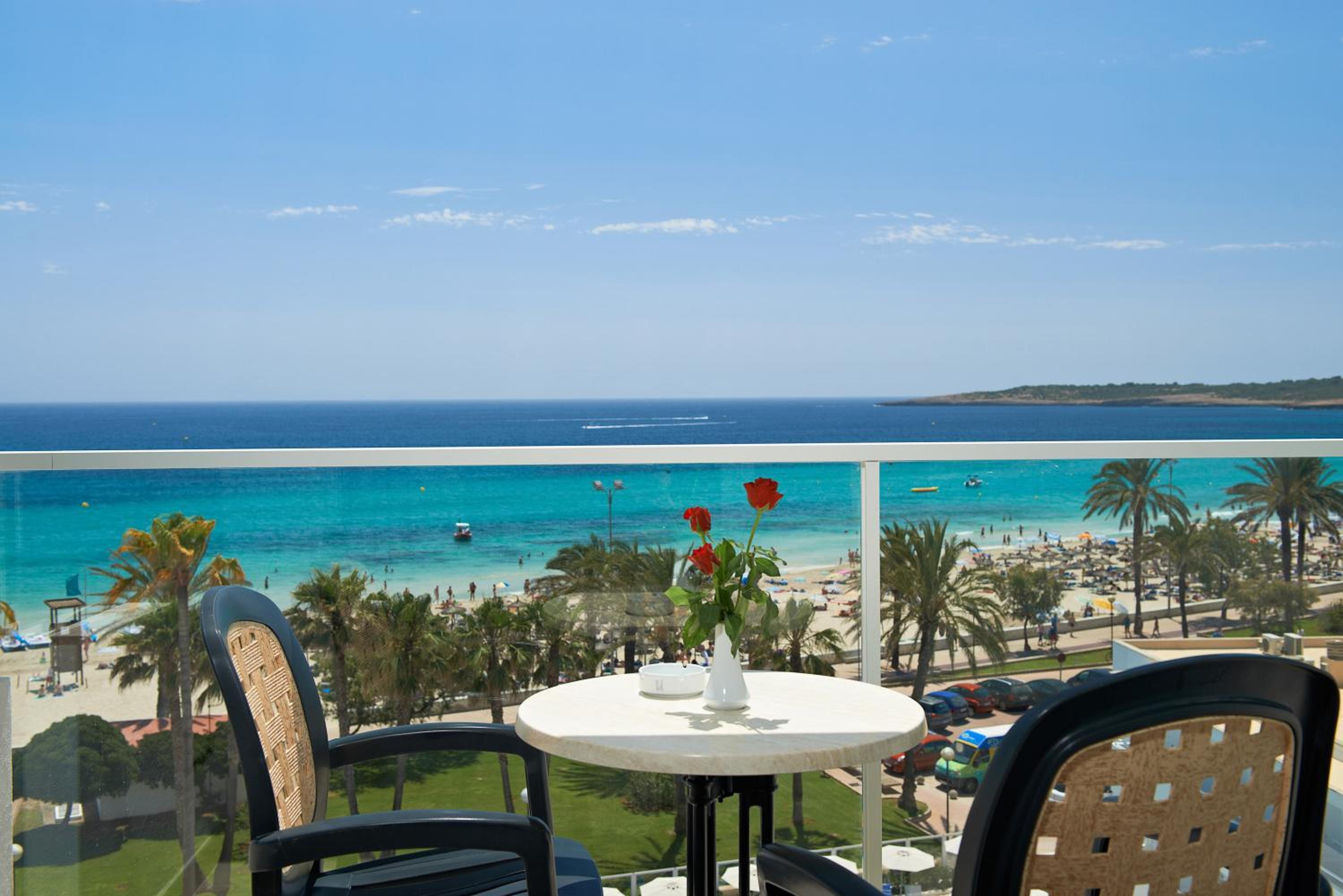Junior Suite with Sea View - Photo 2