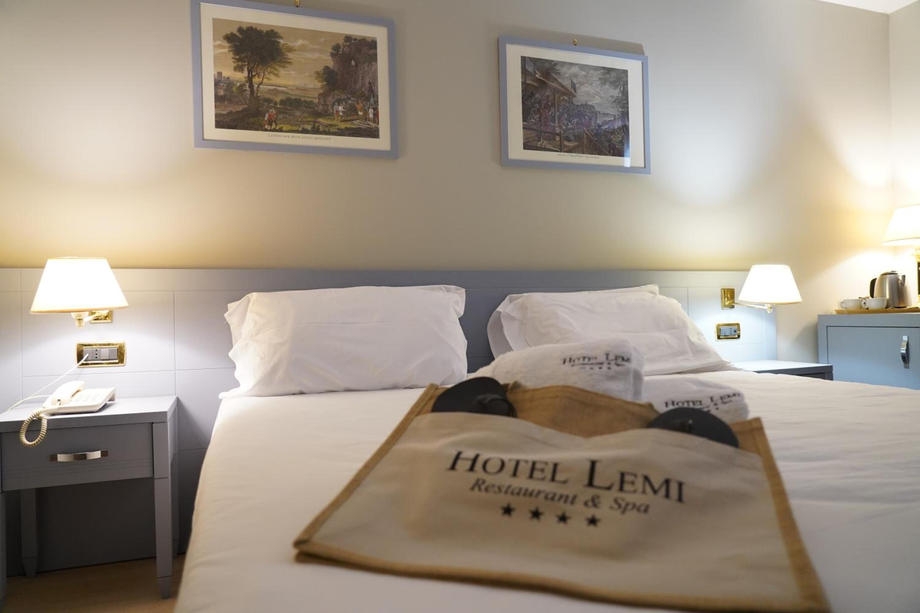 Junior Suite with Terrace - Photo 4