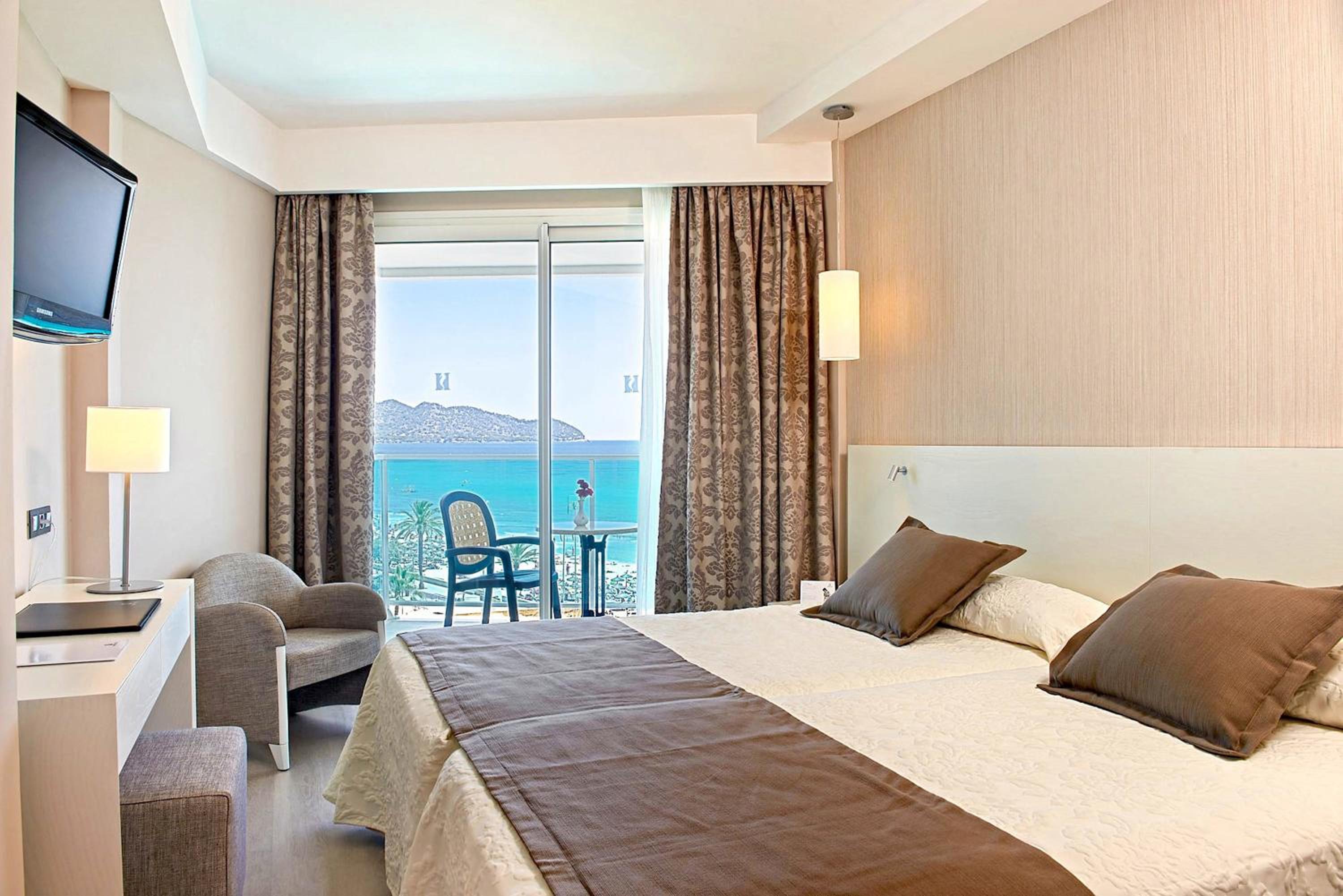 Habitación Doble con Vista al Mar