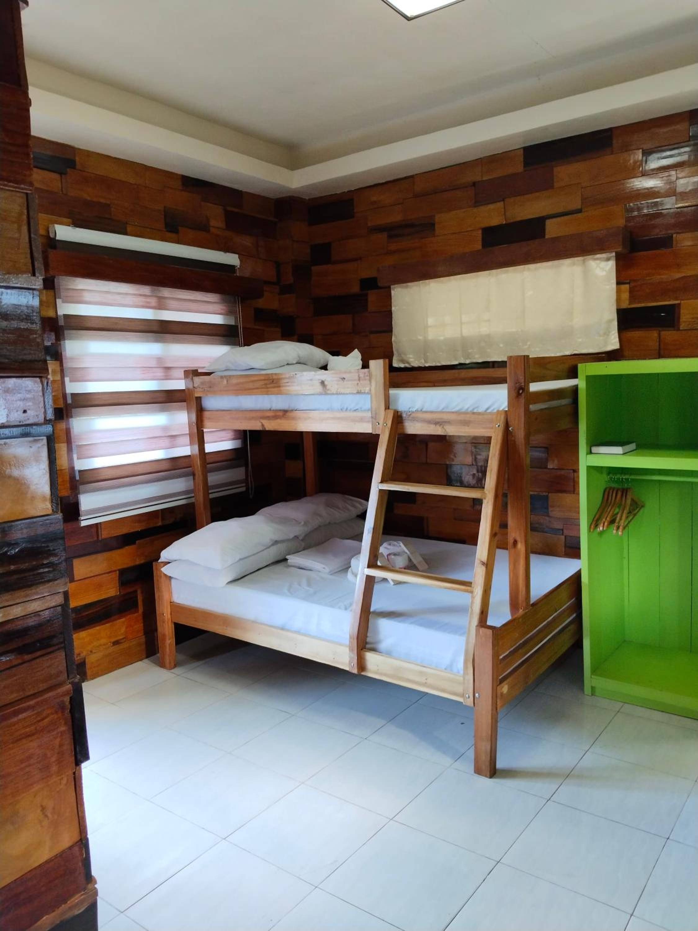 Double Room with Balcony - Photo 1