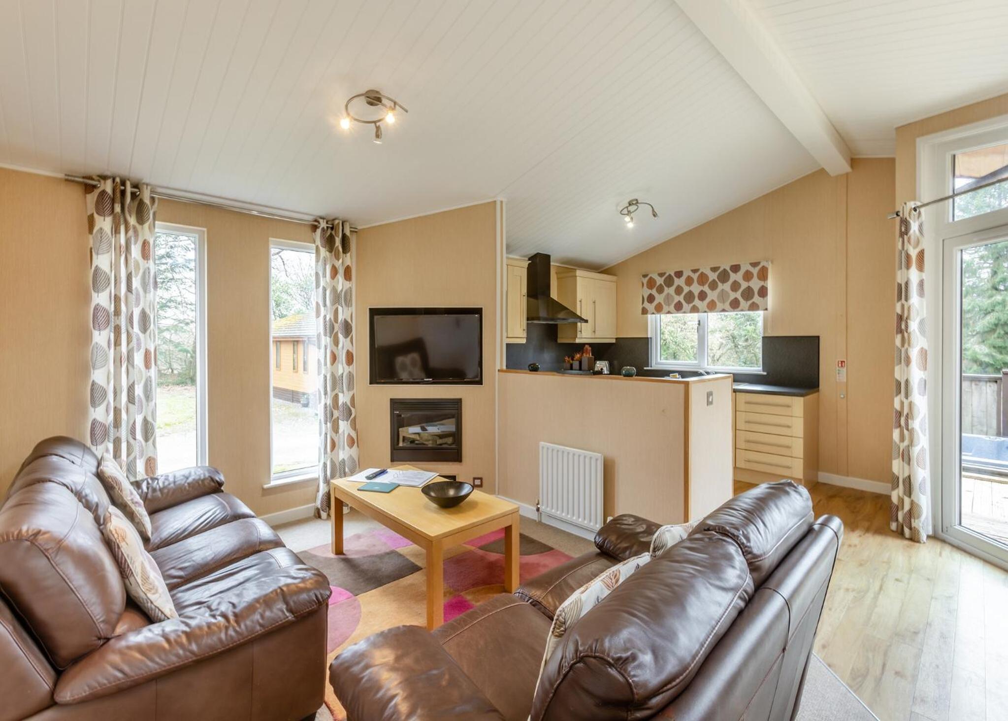 Two-Bedroom House 5 photo 1