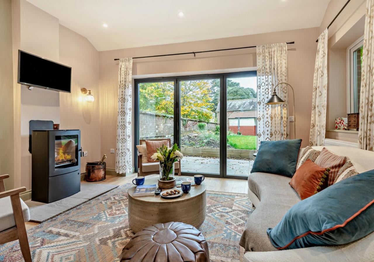 Three-Bedroom House photo 1