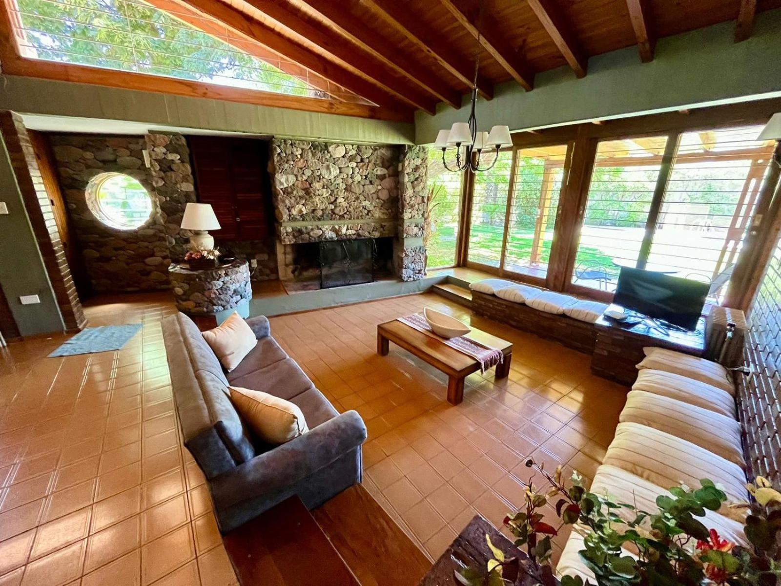 Four-Bedroom House photo 1