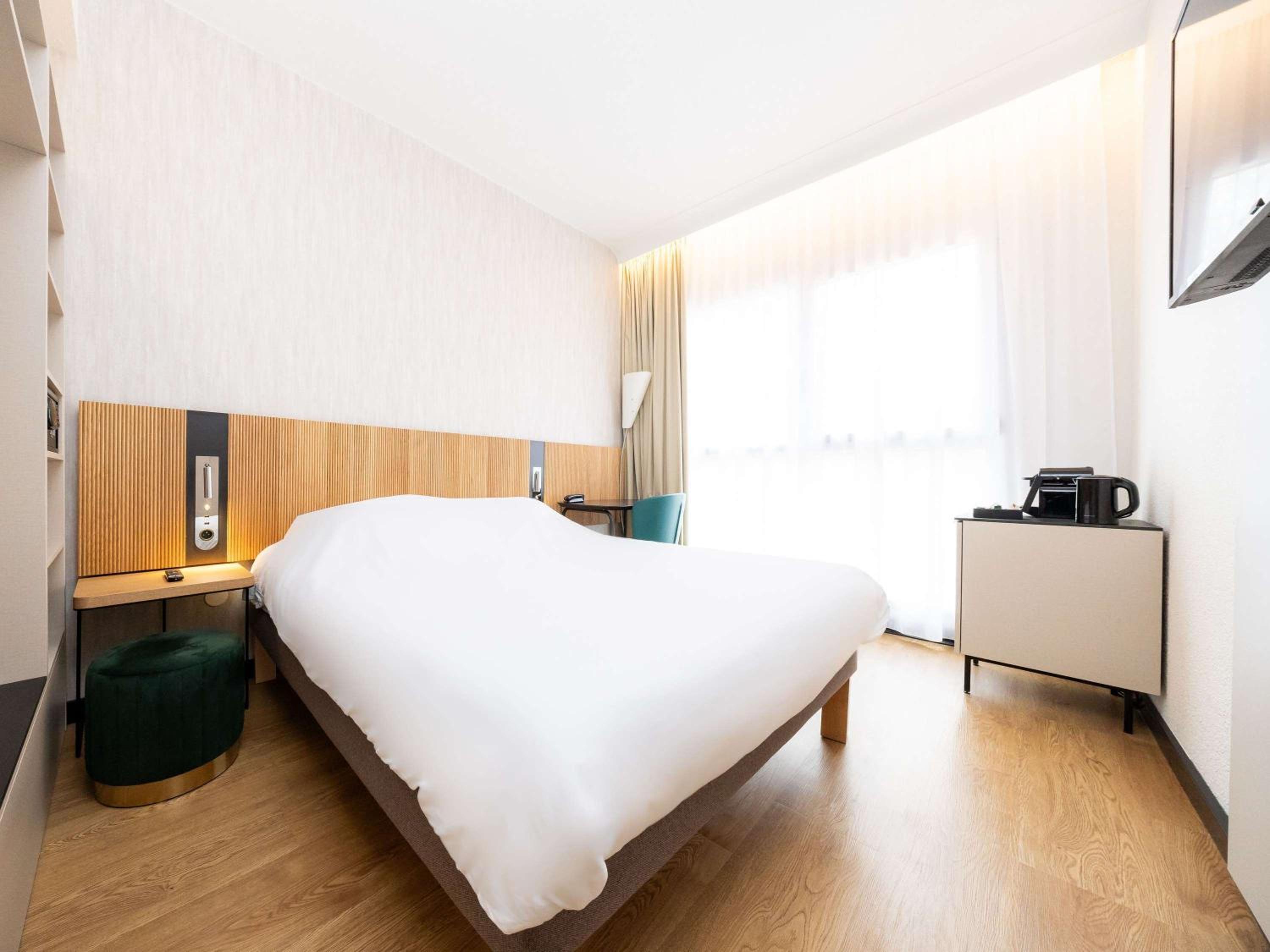 Standard Suite - Photo 1