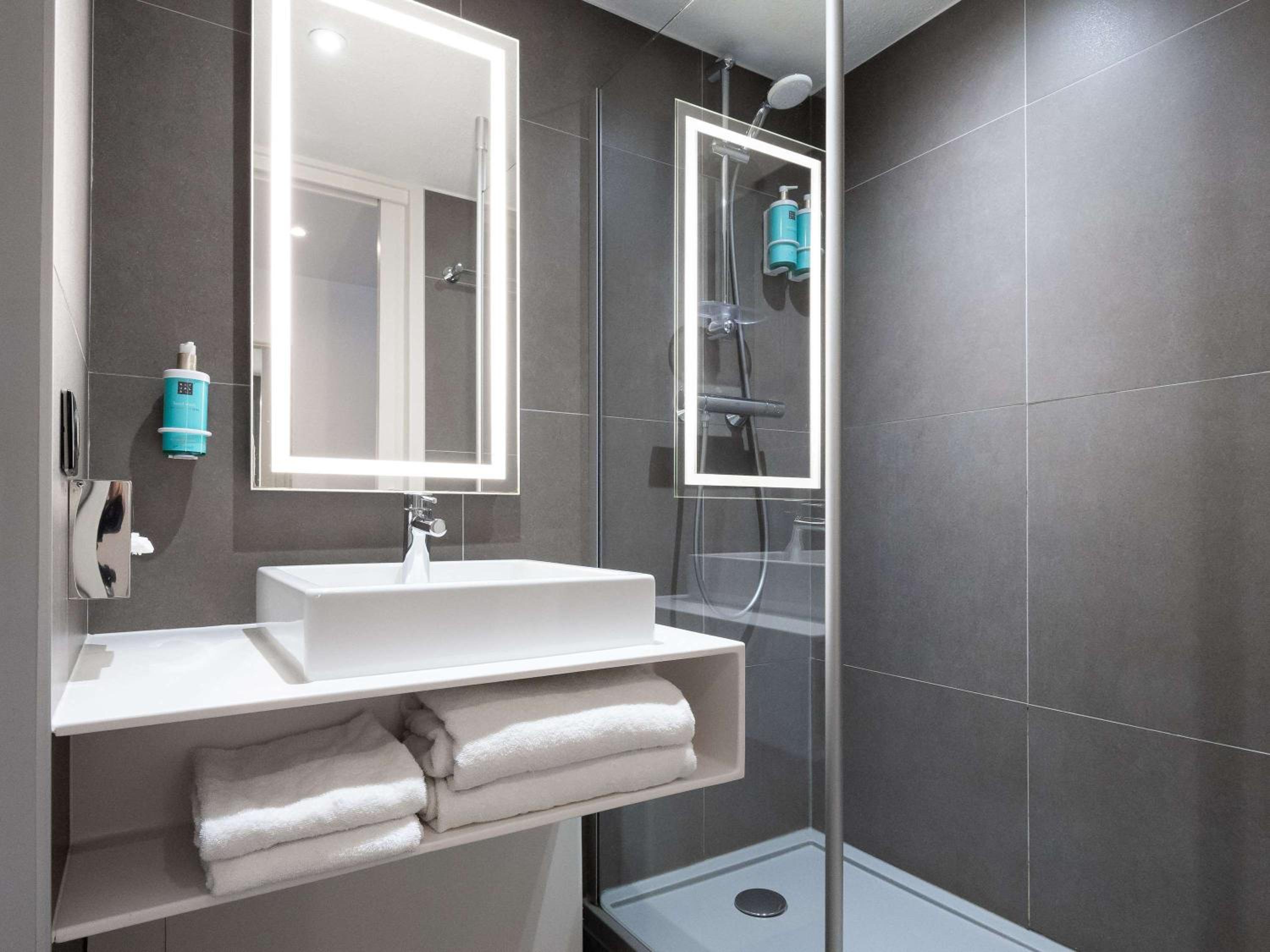 Superior Double Room - Non-Smoking - Photo 11