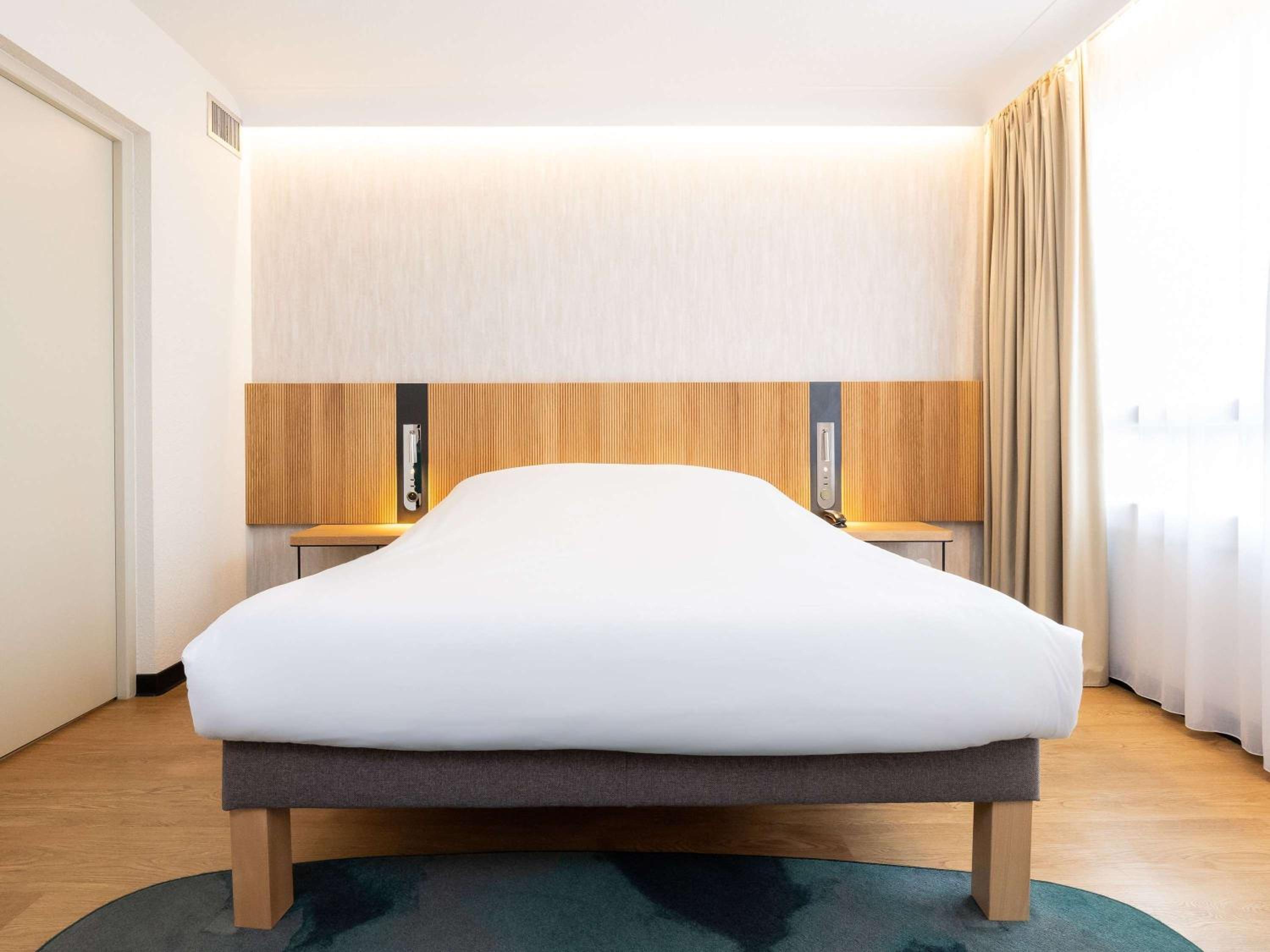 Standard Suite - Photo 10