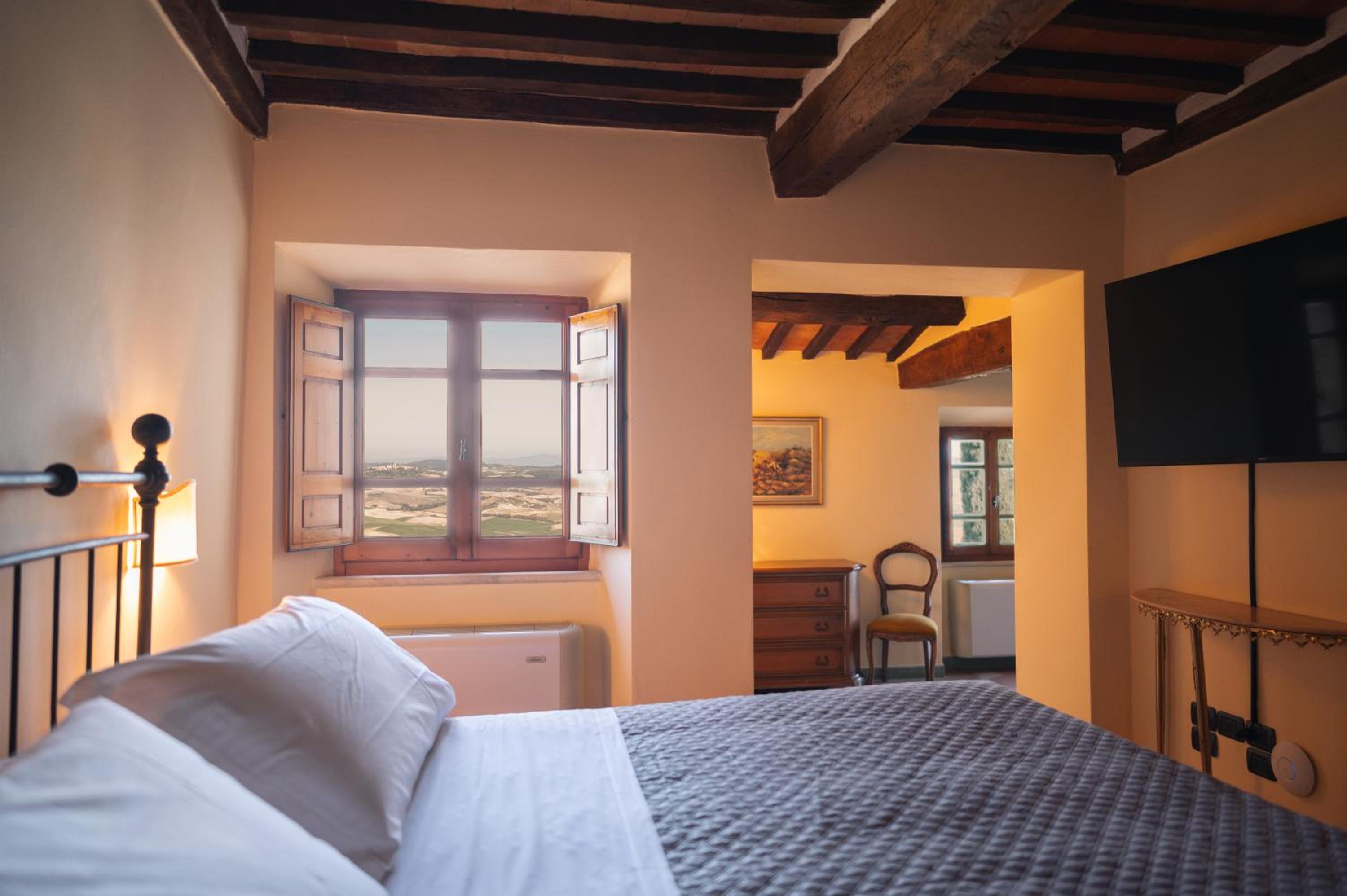 Deluxe Junior Suite