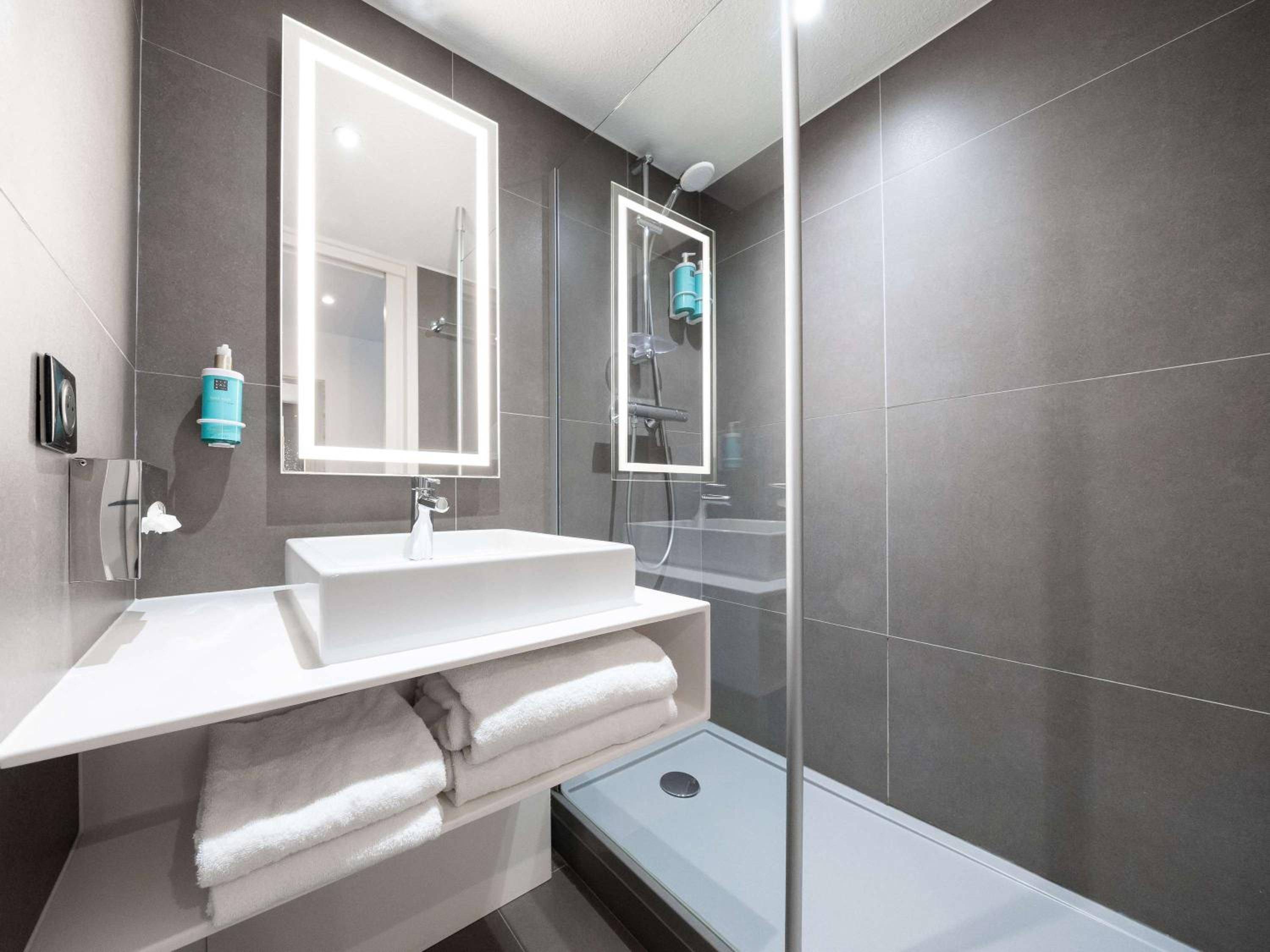 Superior Double Room - Non-Smoking - Photo 9