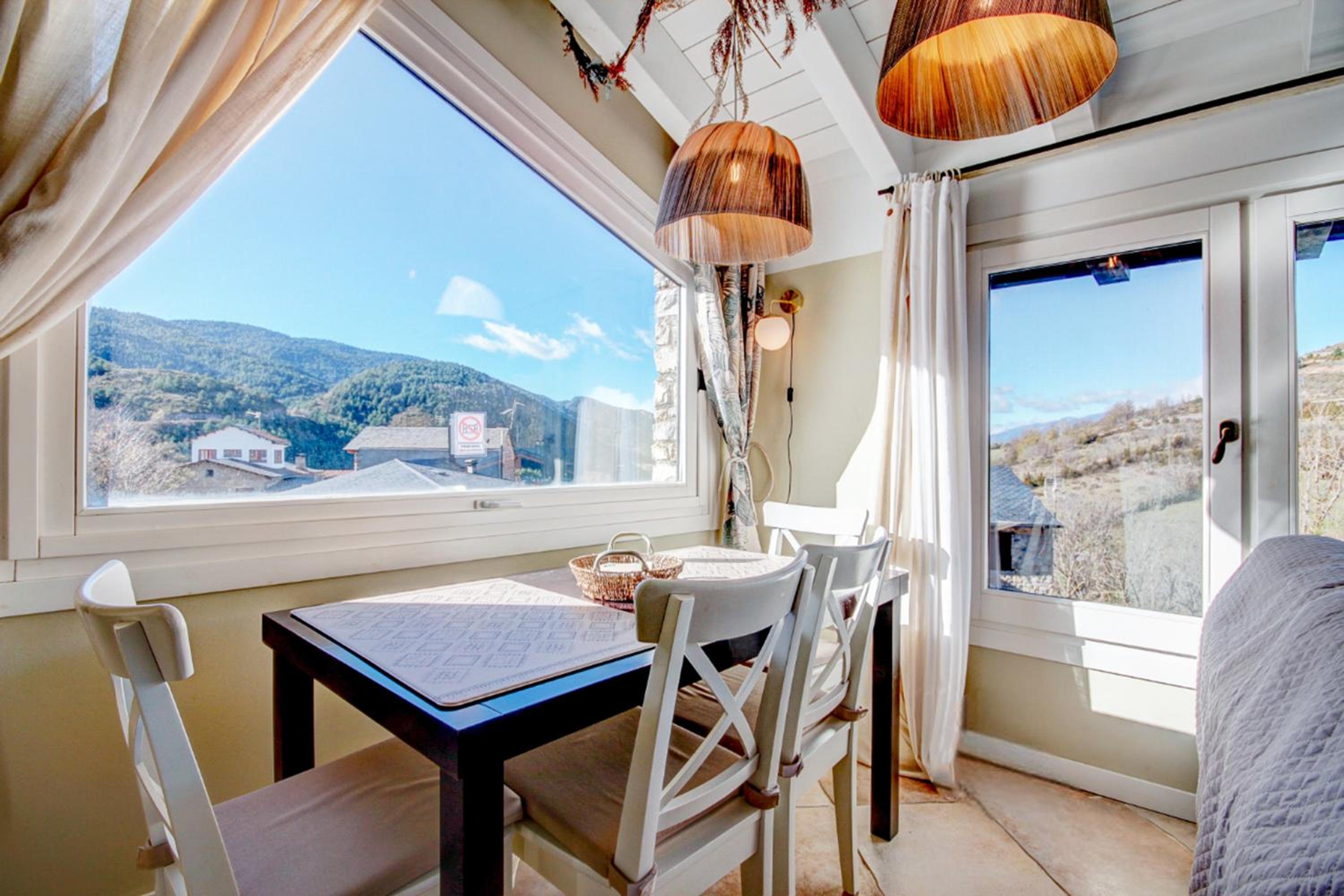 Suite with Mountain View photo 3