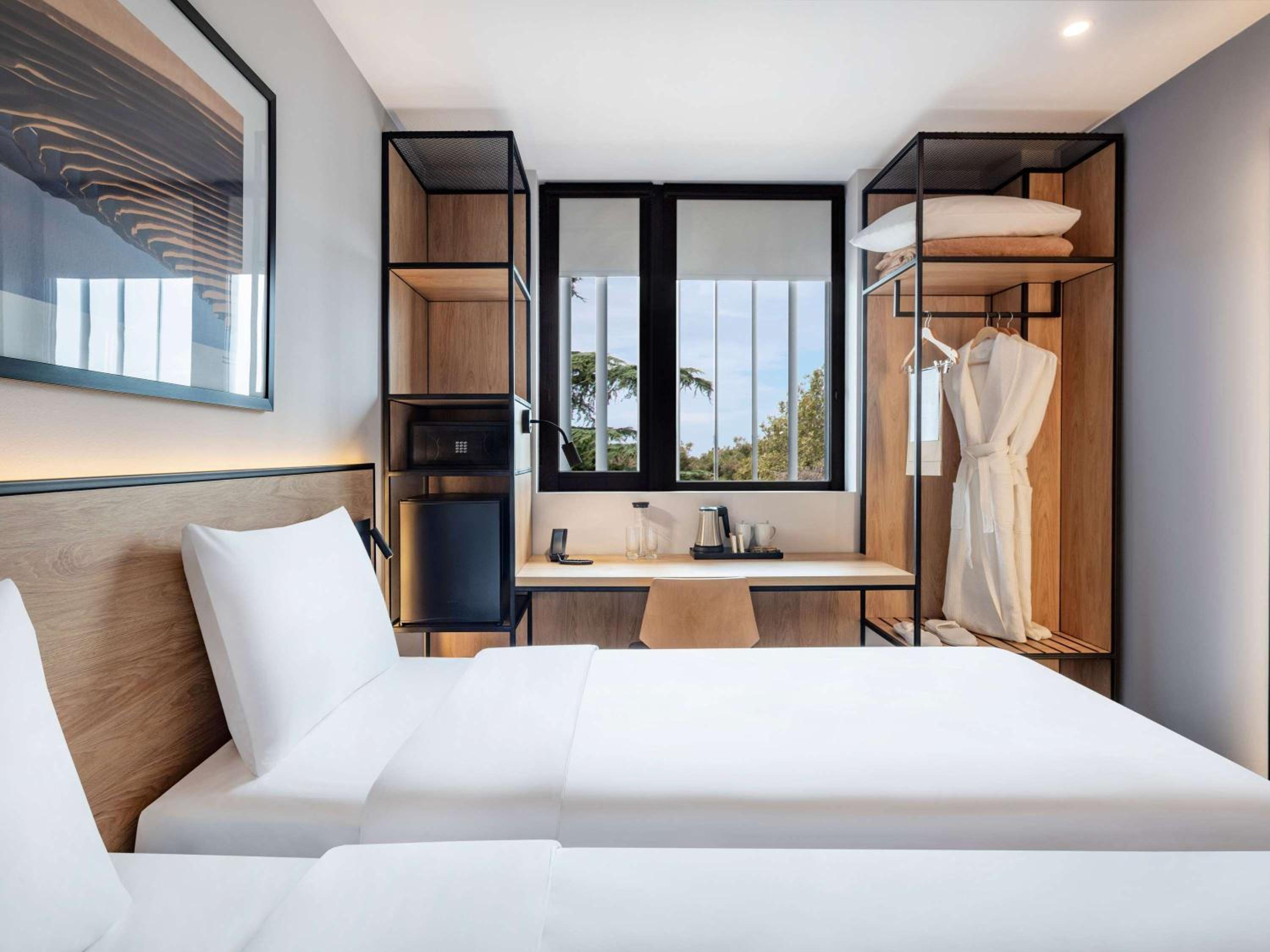 Standard Twin Room photo 3