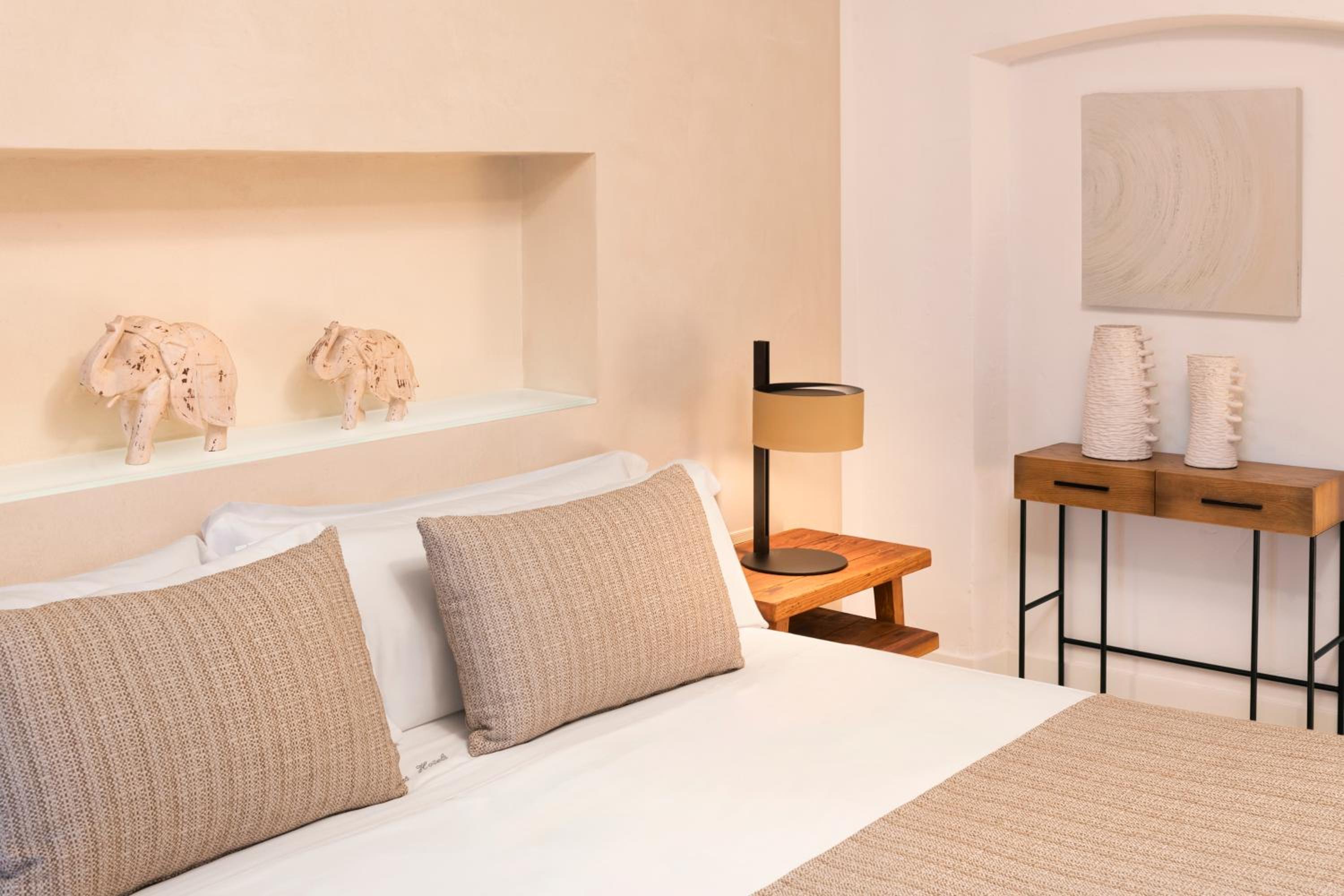 Oferta Relax - Habitación Doble Diseño con Masaje.