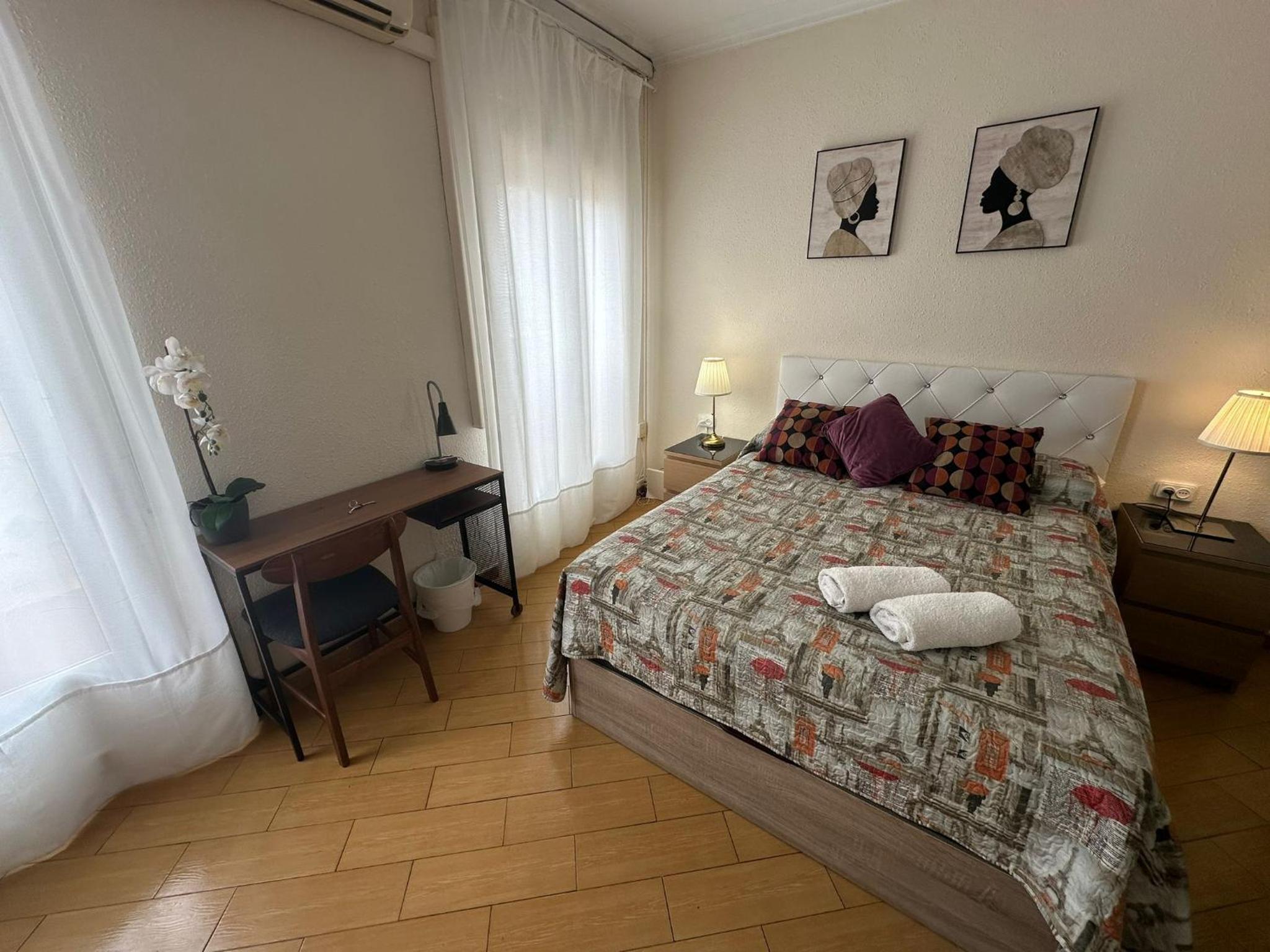 Habitación doble con baño compartido