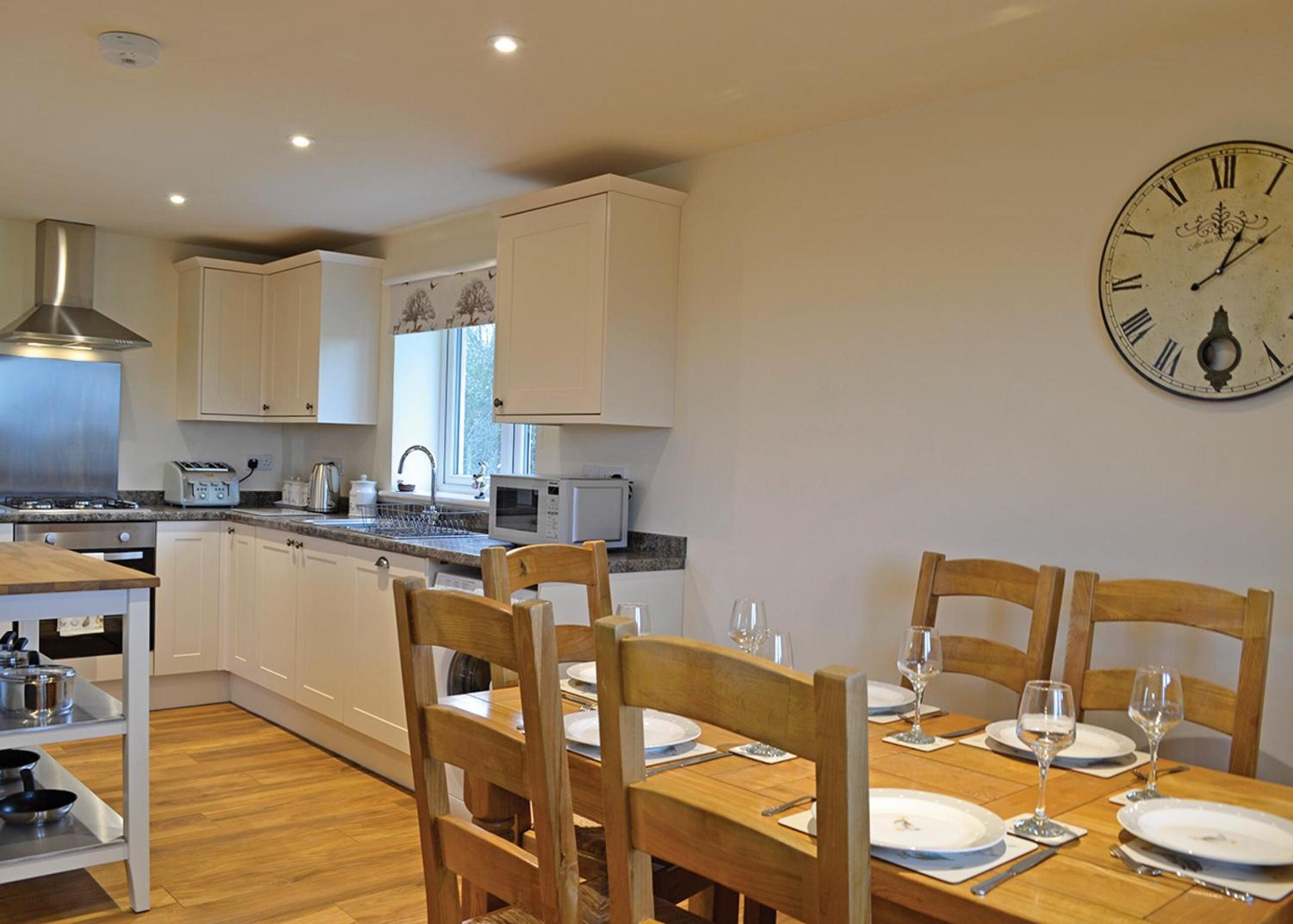 Three-Bedroom House photo 2