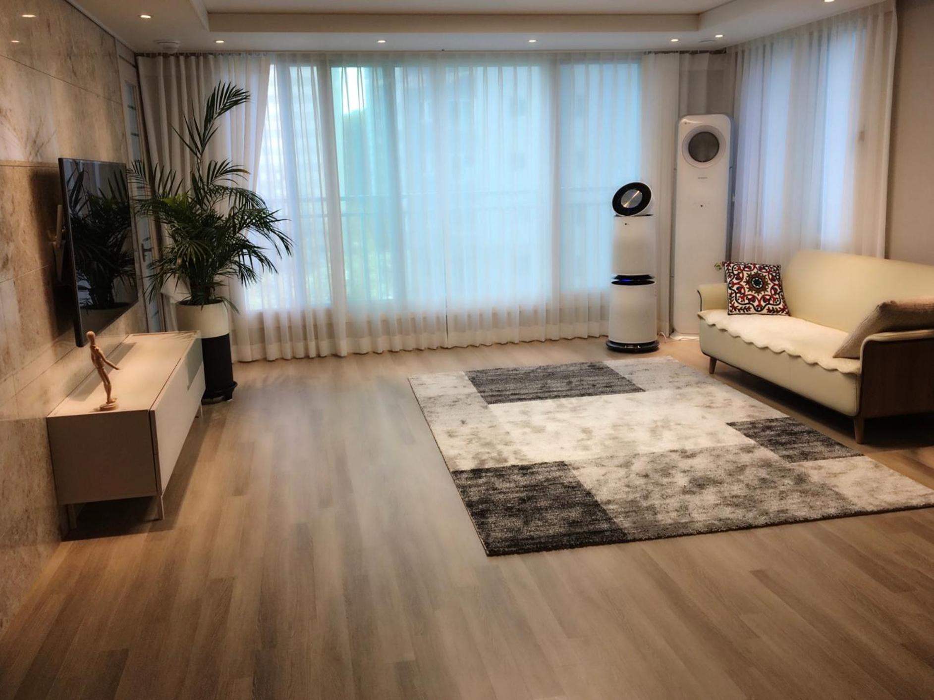 Three-Bedroom Villa photo 2