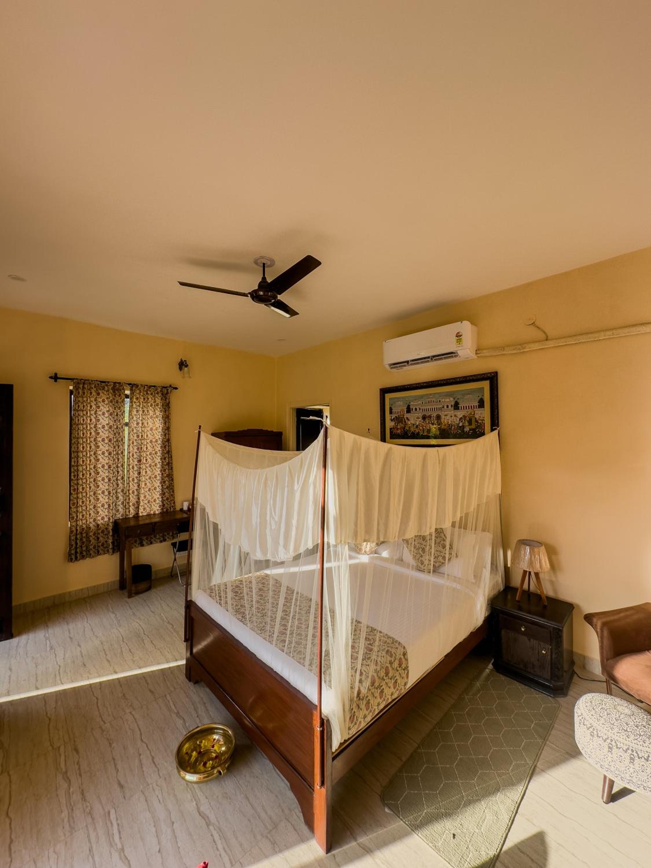 Suite - Photo 9