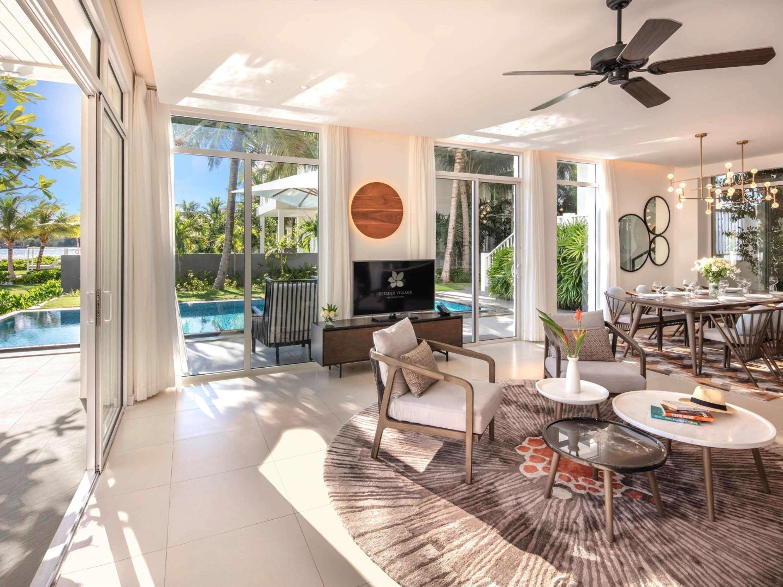 1 bedroom Beachfront Villa with Private Pool  photo 3