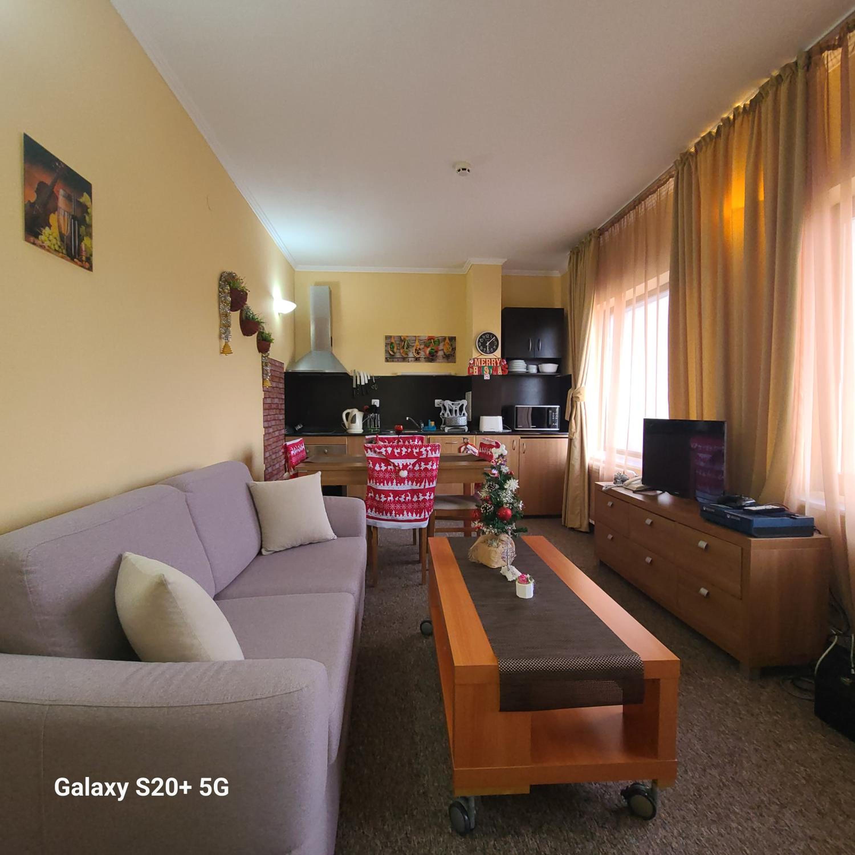 One-Bedroom Apartment