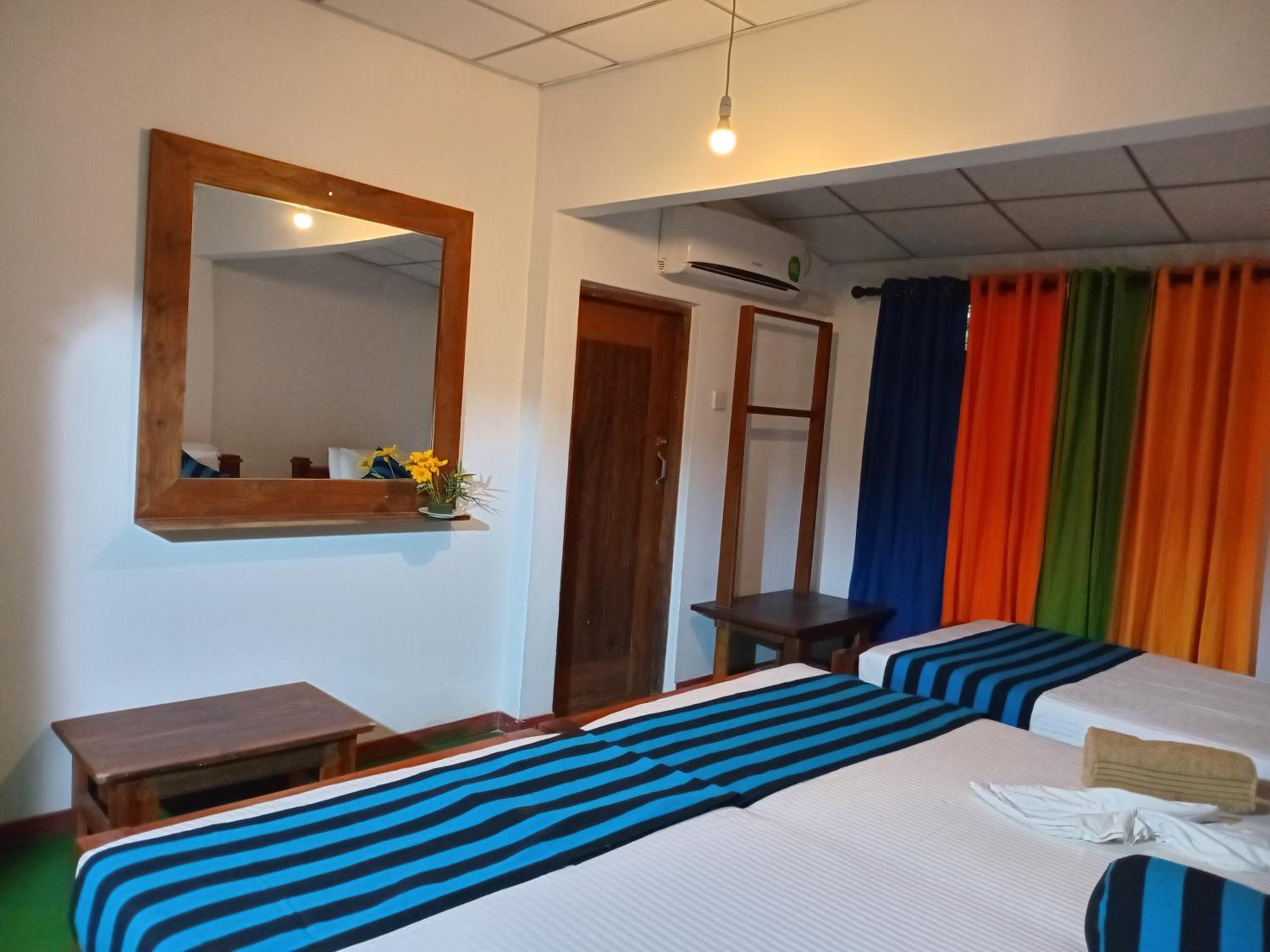 Triple Room with Private Bathroom photo 2