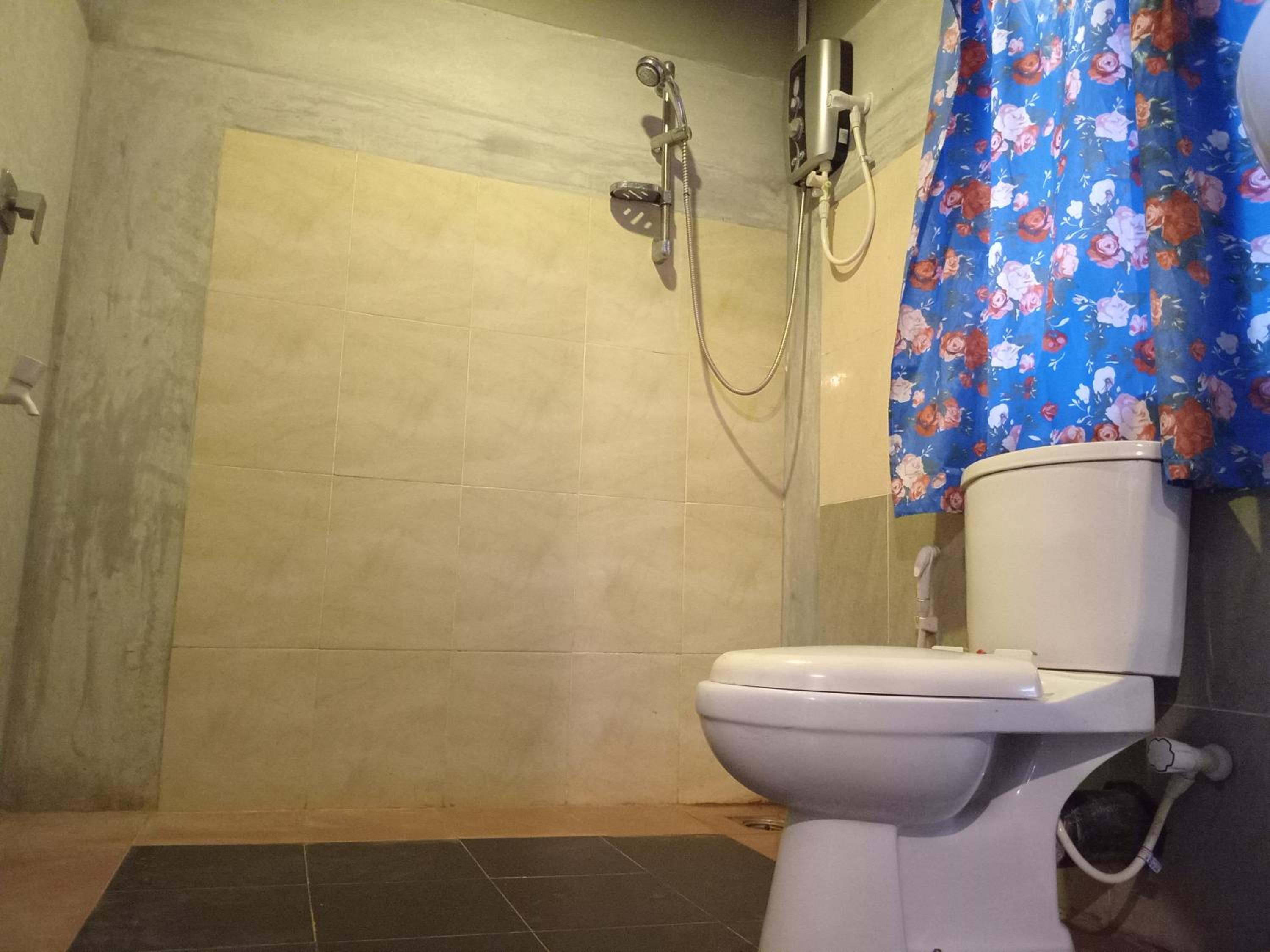 Triple Room with Private Bathroom photo 3