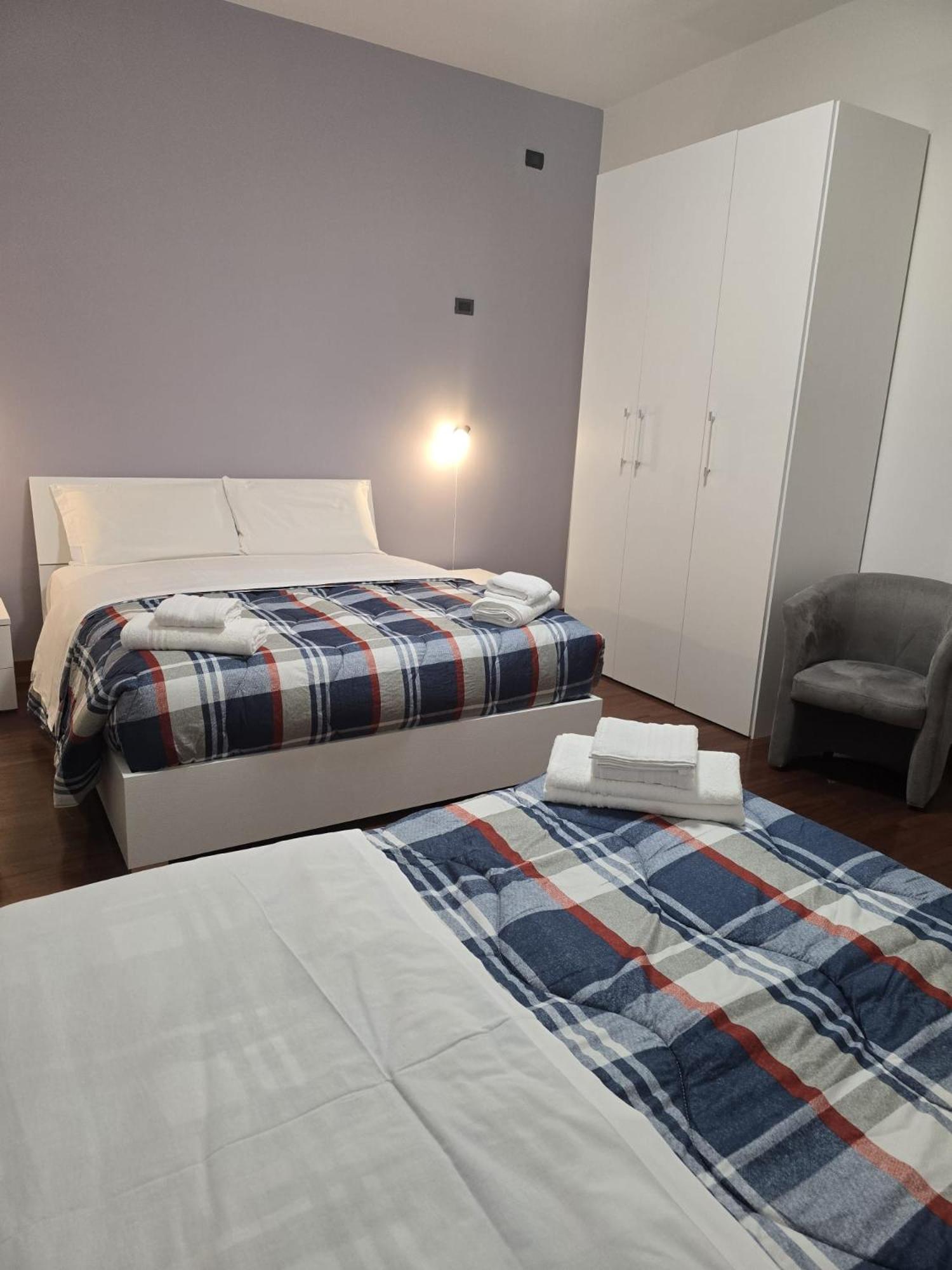 Triple Room with Shared Bathroom photo 1