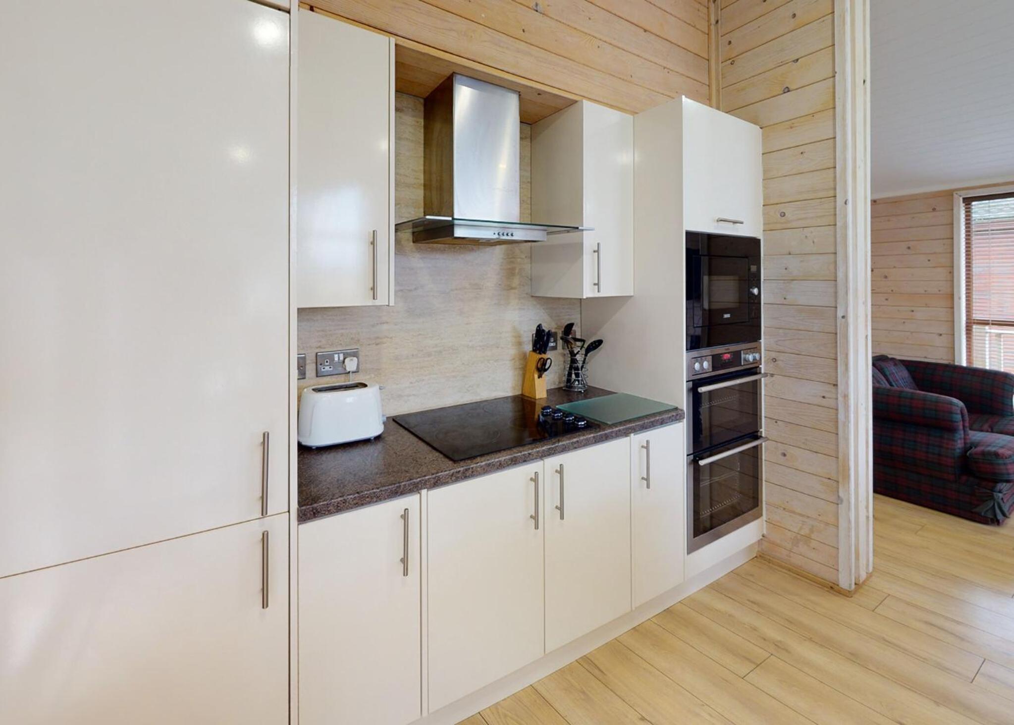 Three Bedroom House photo 3