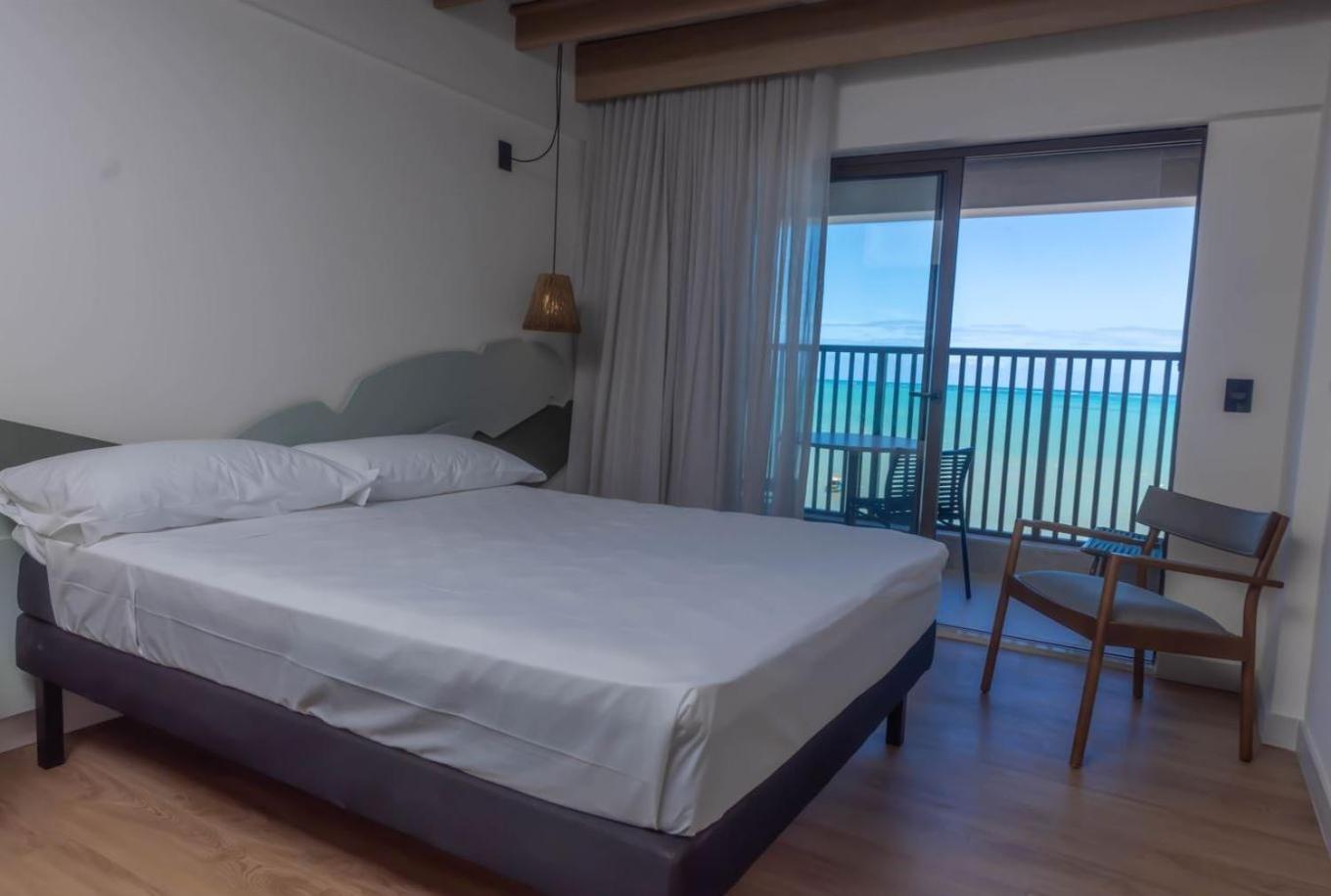 Standard Double Room with Balcony and Sea View