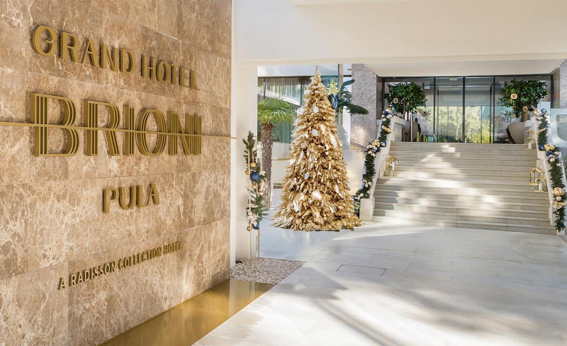 Special Offer: Exclusive New Year'S Gala Dinner Included photo 3