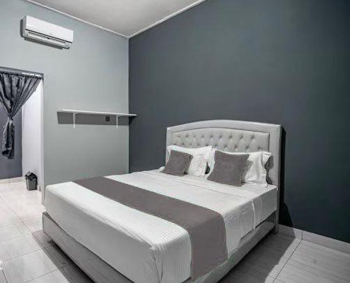 Deluxe Queen Room photo 1