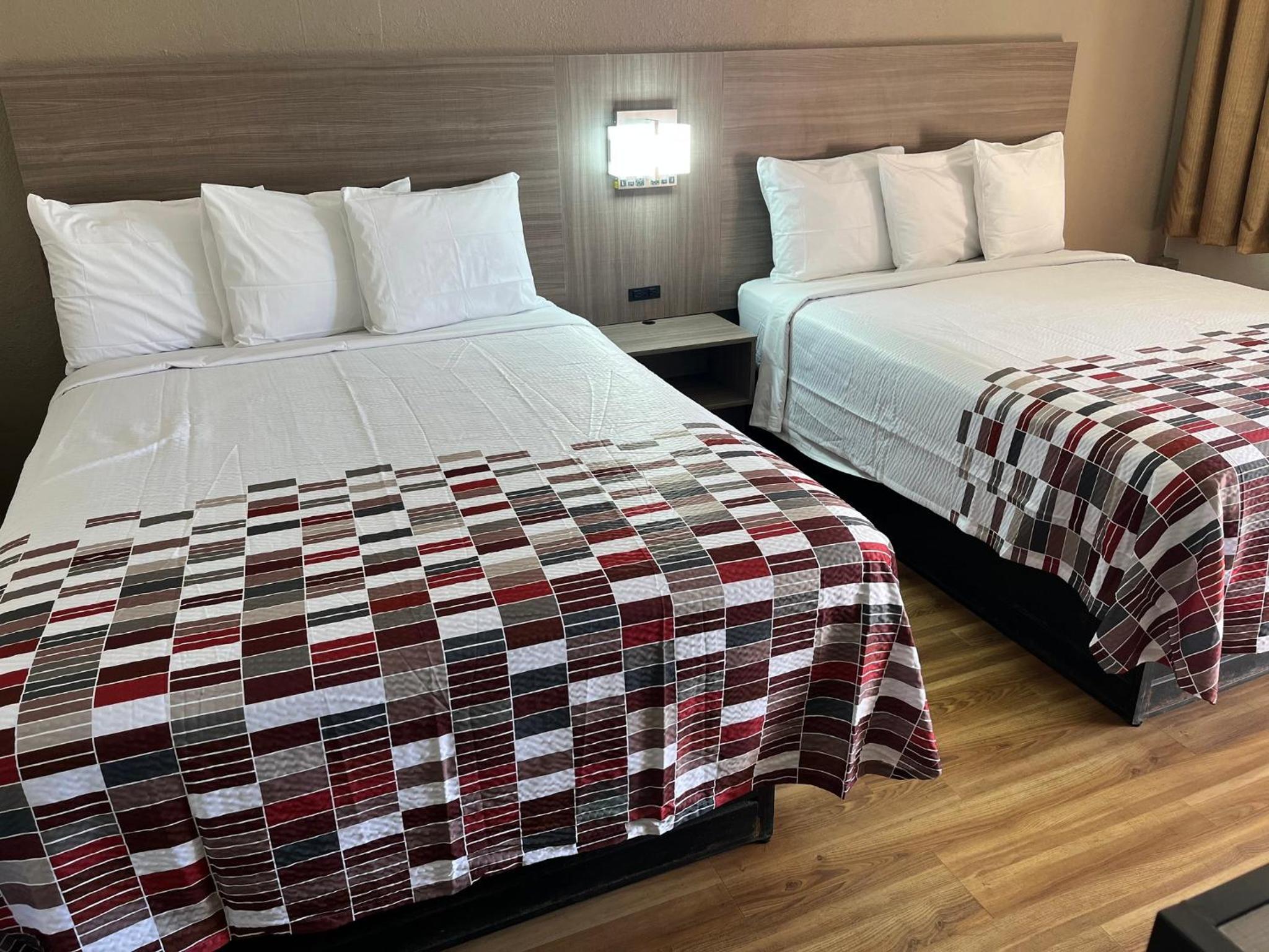 Deluxe Room with Two Queen Beds Non-Smoking photo 1