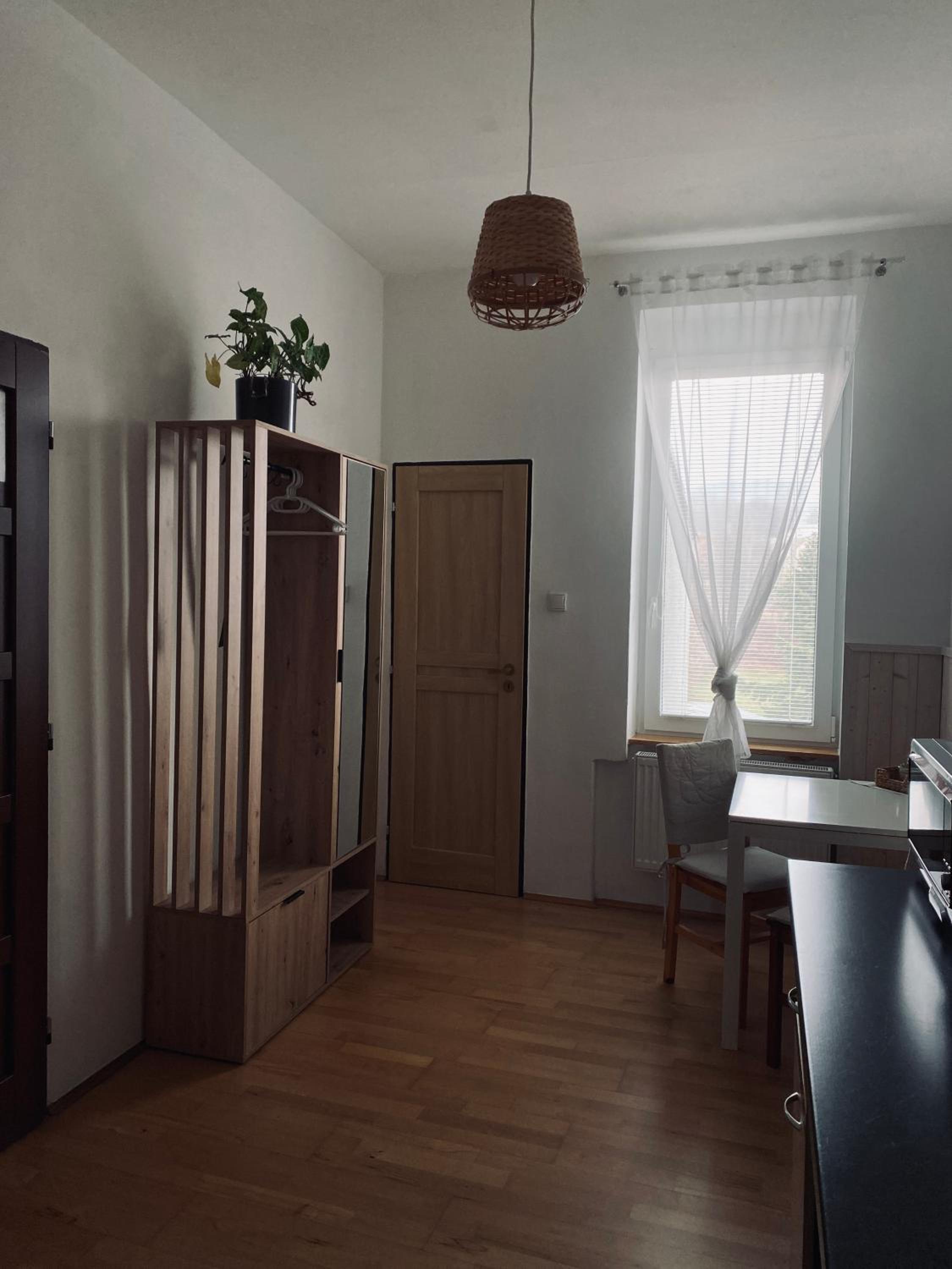 Double Room with Private Bathroom - Photo 5