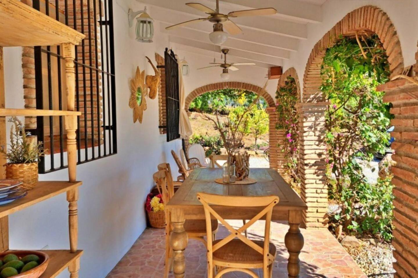 Three-Bedroom Villa photo 3