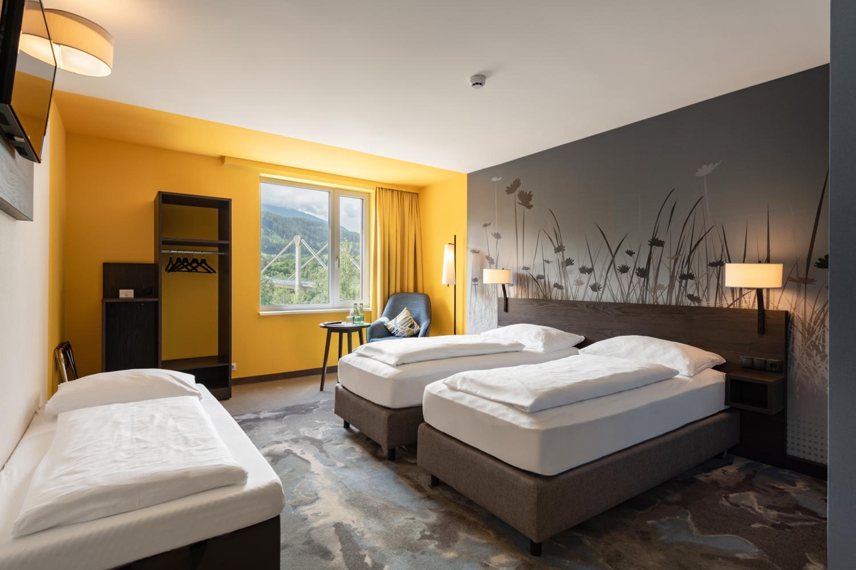 Superior Double or Twin Room with Mountain View photo 1