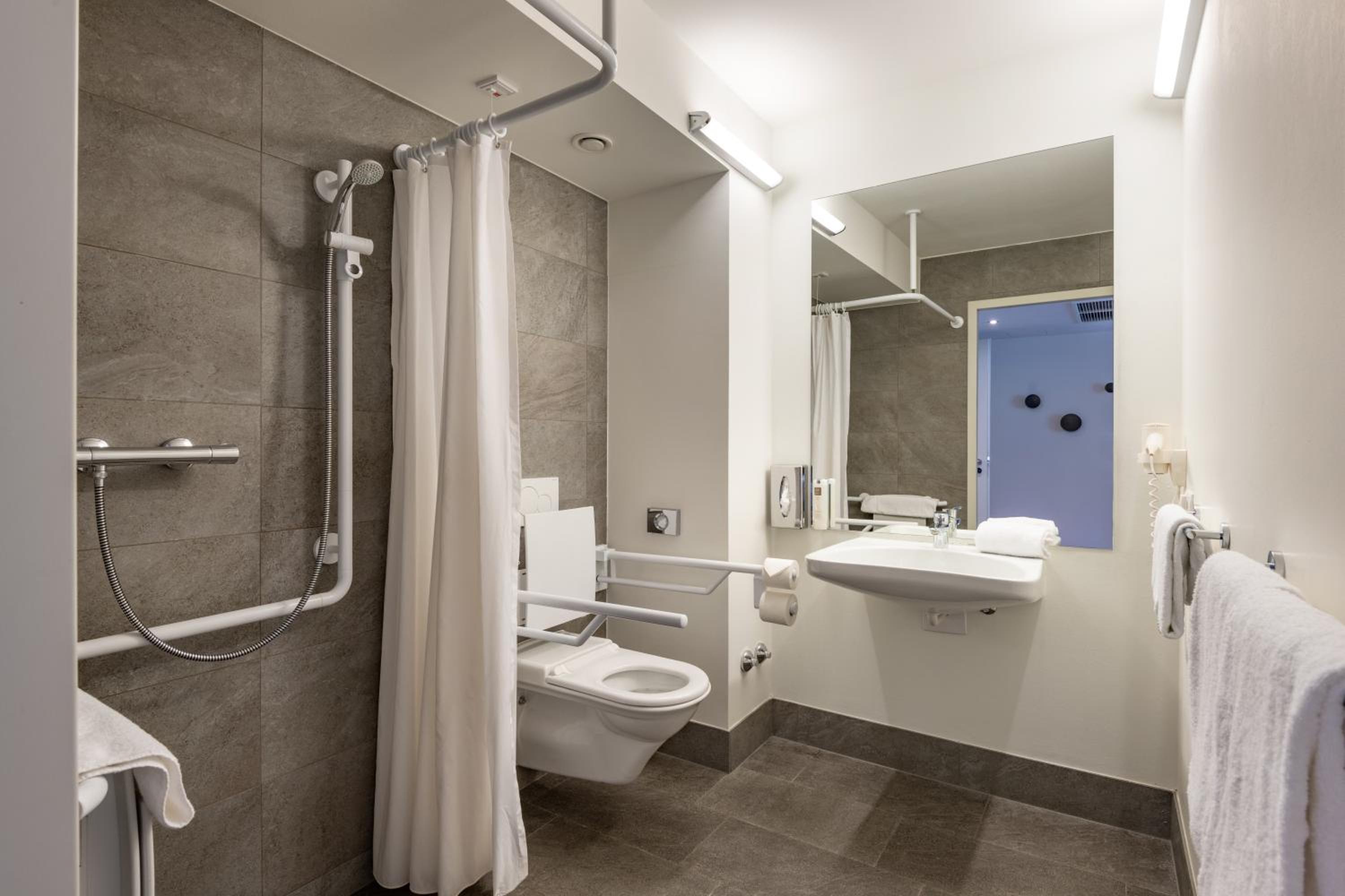 Superior Double or Twin Room with Mountain View photo 3