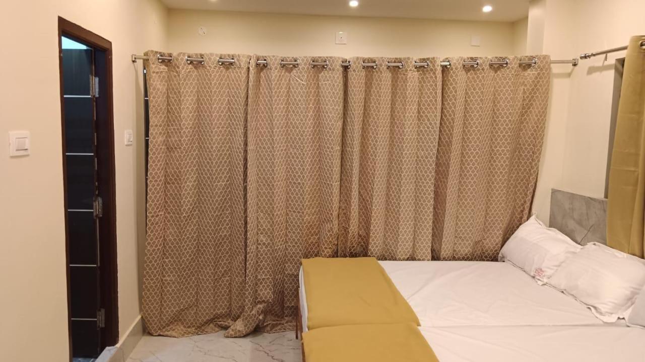 Quadruple Room with Mountain View photo 3