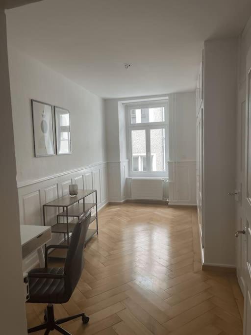 Three-Bedroom Apartment photo 1
