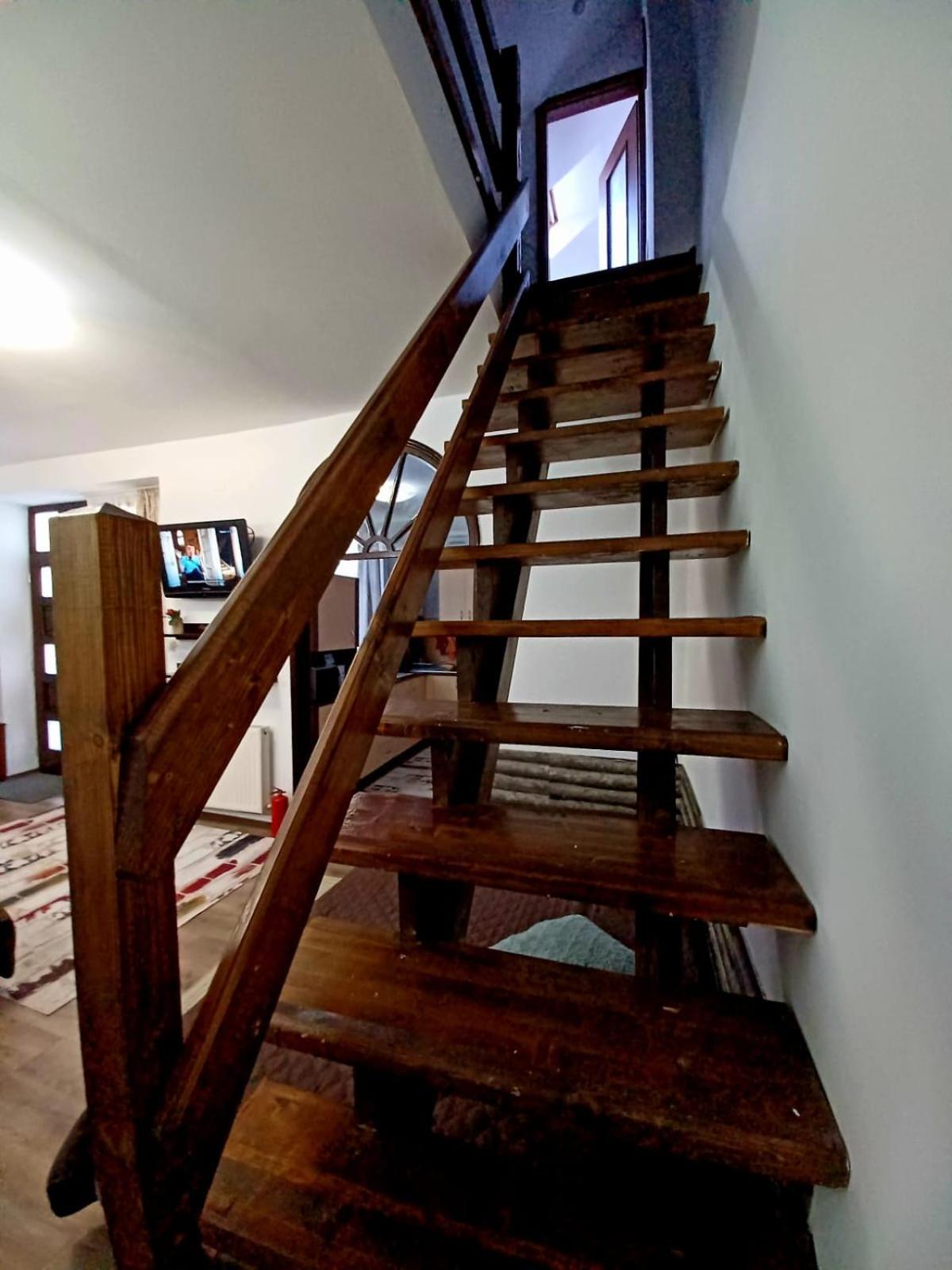 Two-Bedroom Apartment - Photo 31