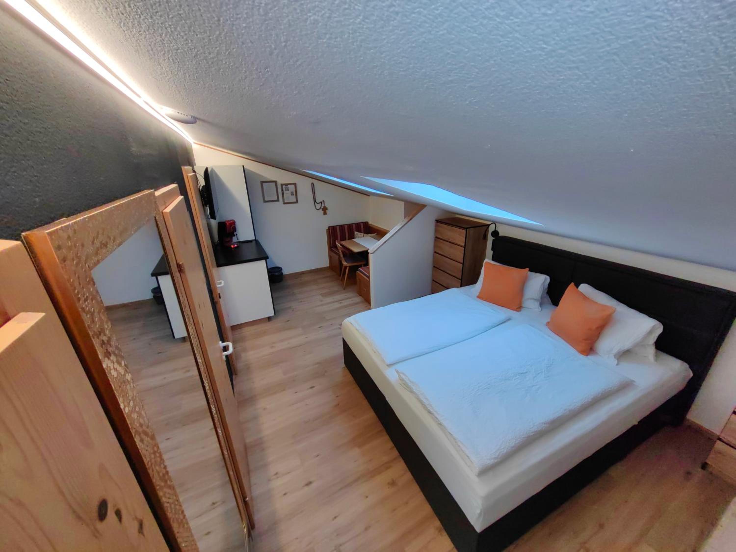 Large Double Room