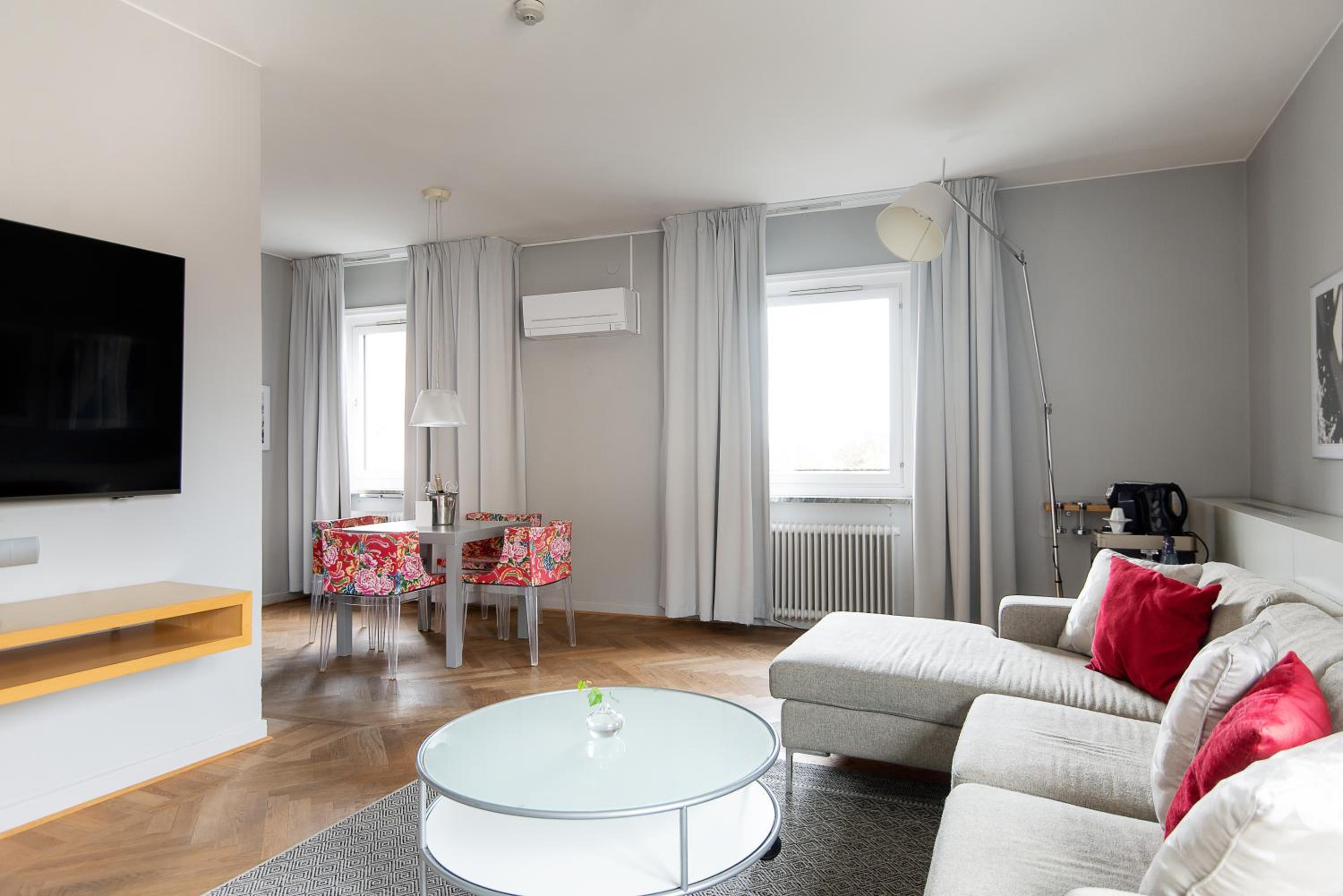 Suite photo 1