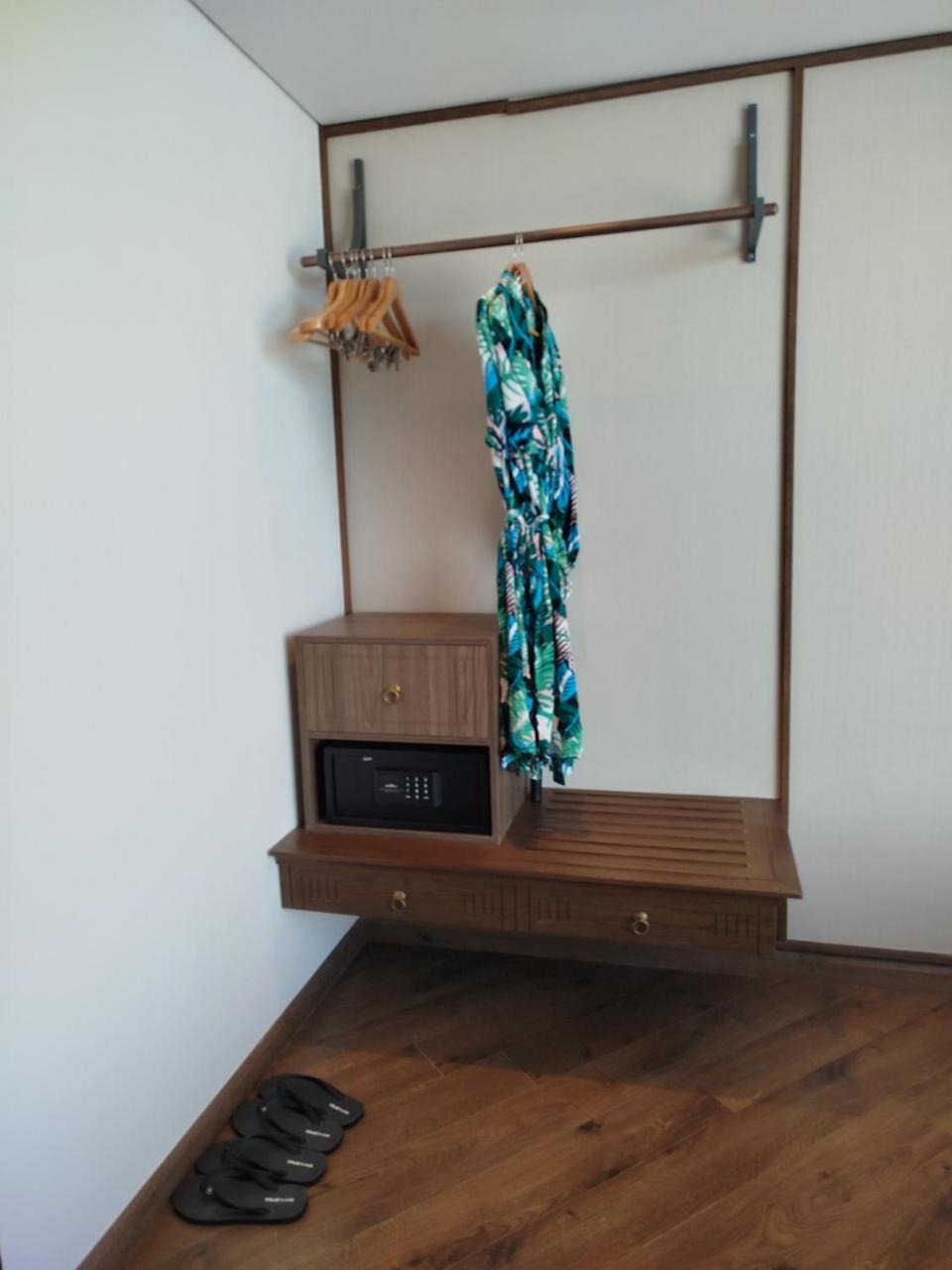 Two-Bedroom Apartment with Private Pool photo 3