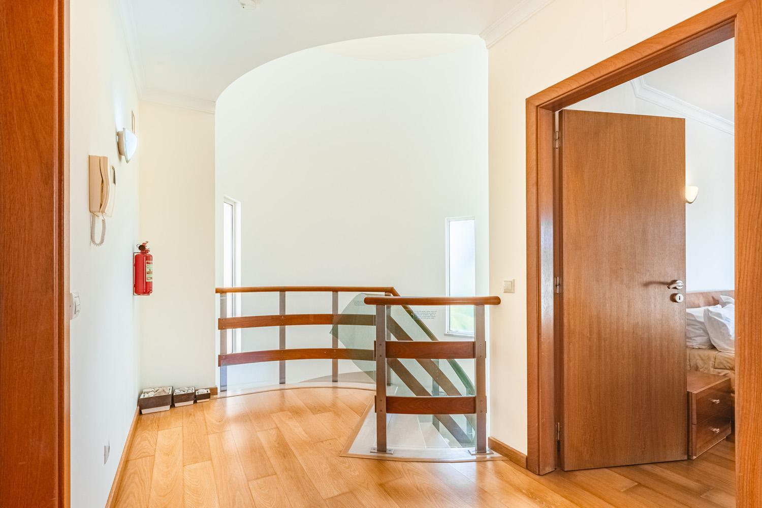 Villa photo 3