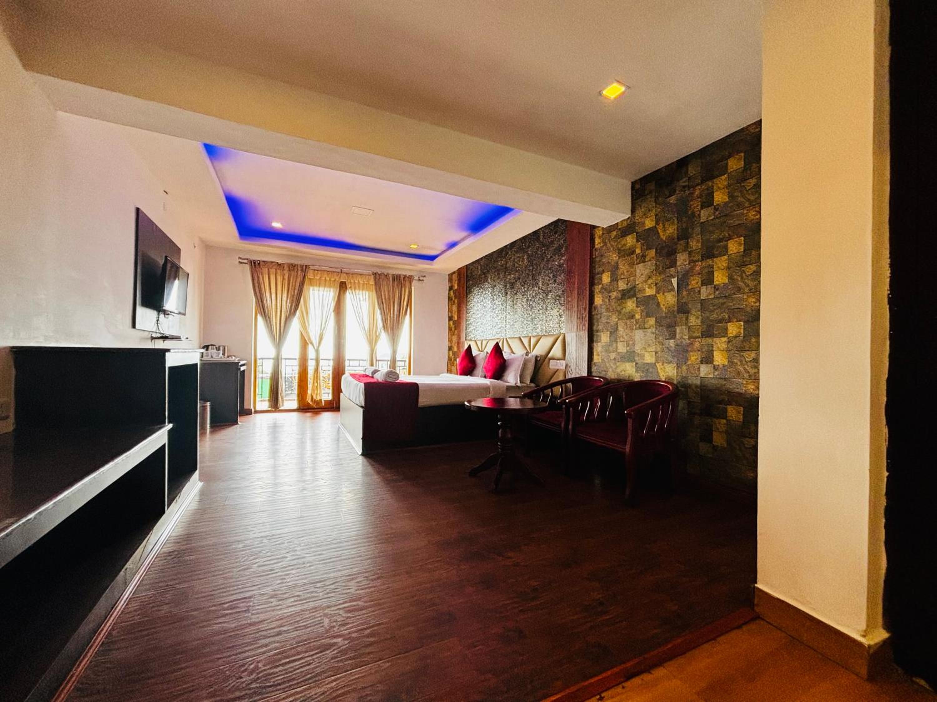 King Room with Balcony