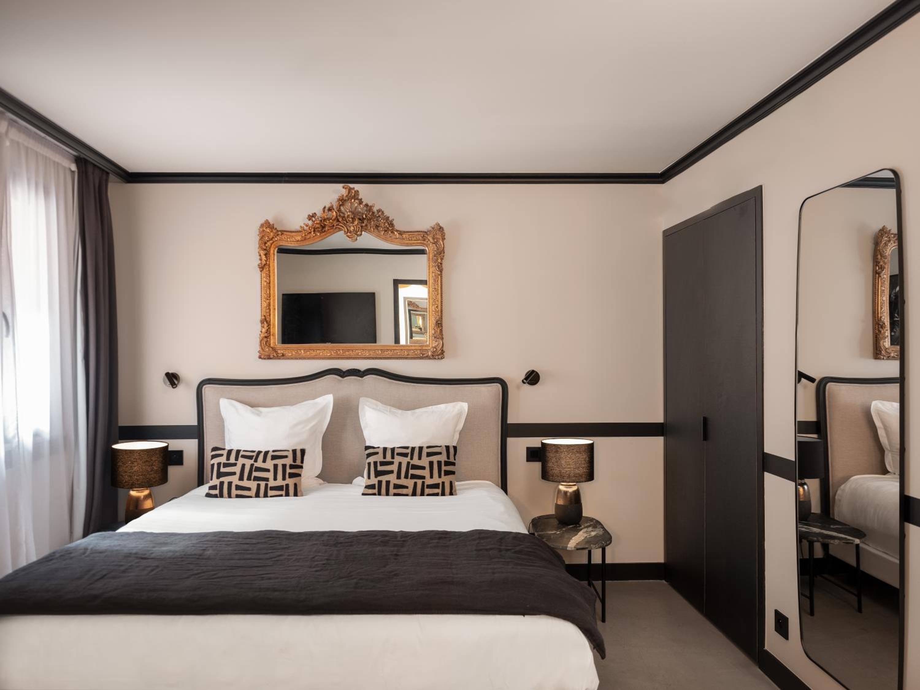 Cozy Double Room - Photo 2