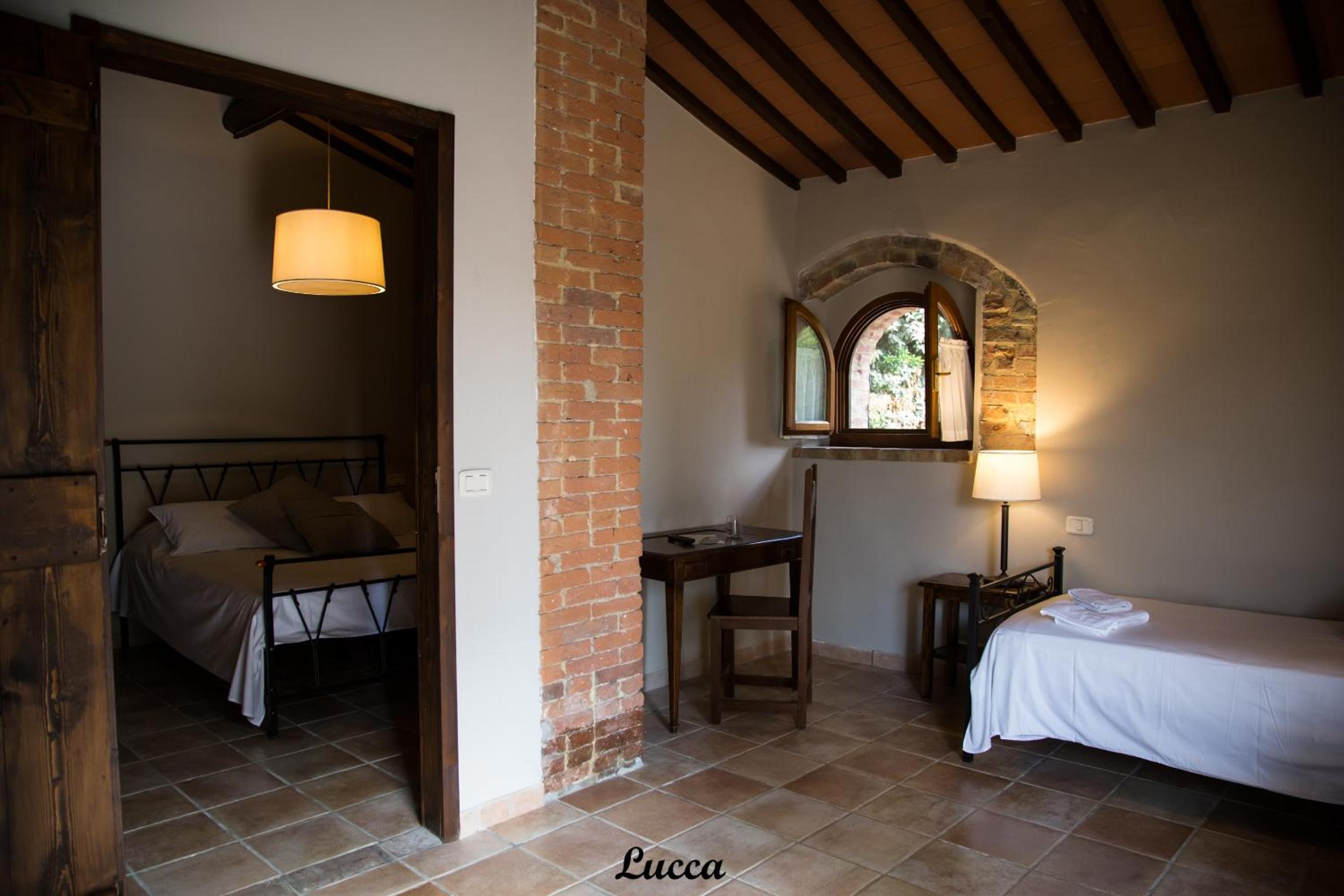 Large Superior Double Room photo 2