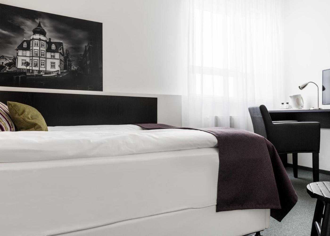 Economy Double Room photo 2