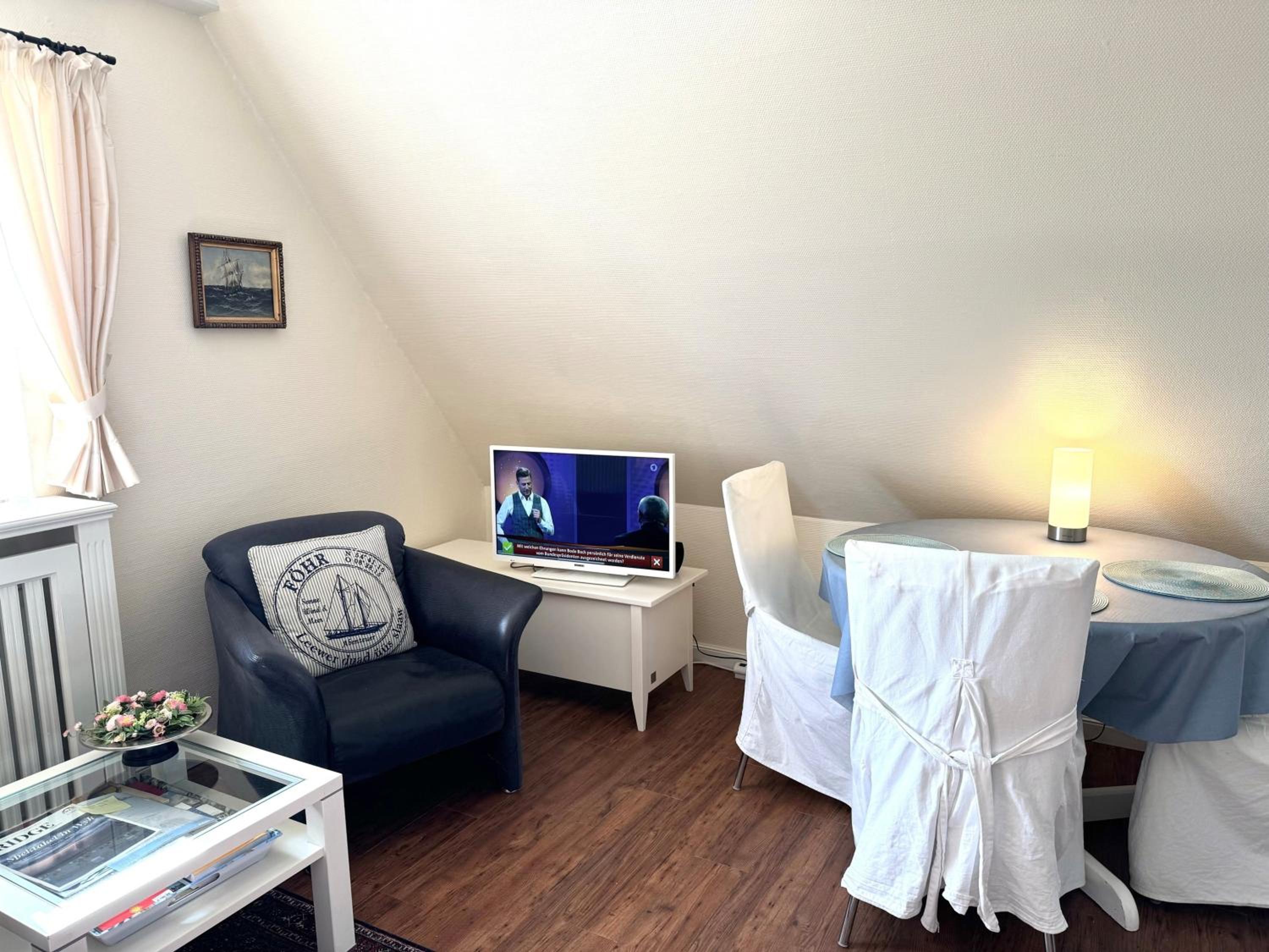 Apartment photo 1