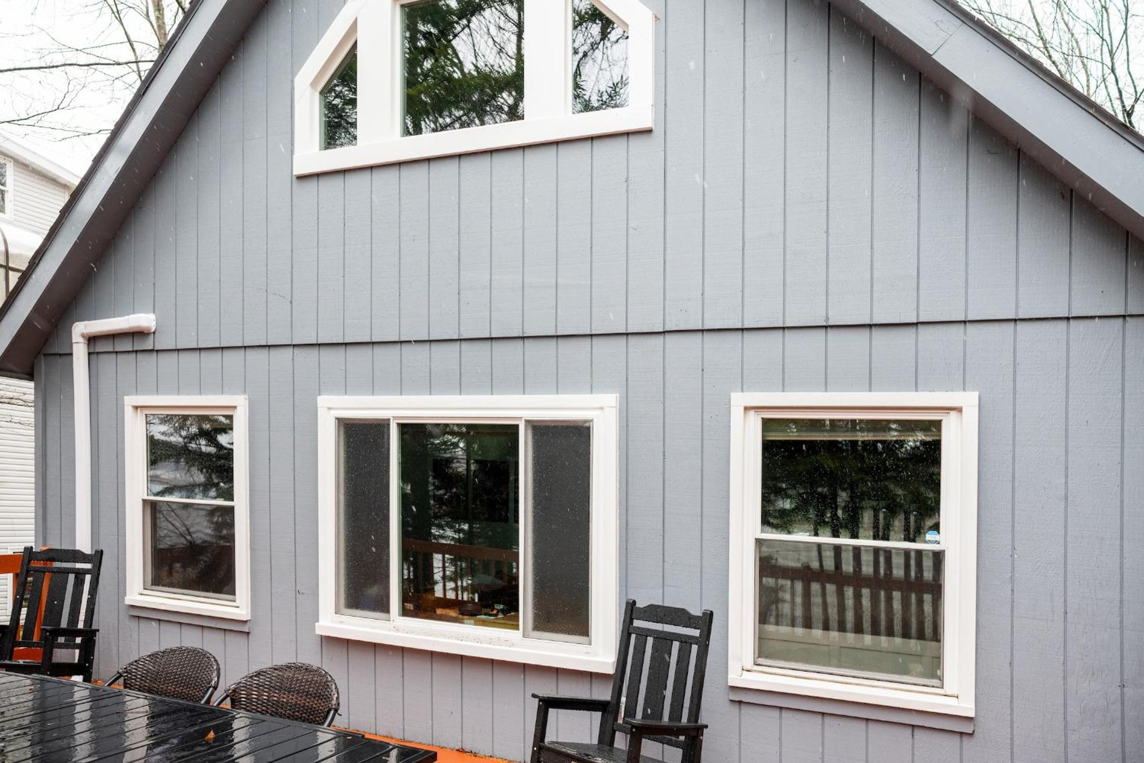 Three-Bedroom Chalet photo 2