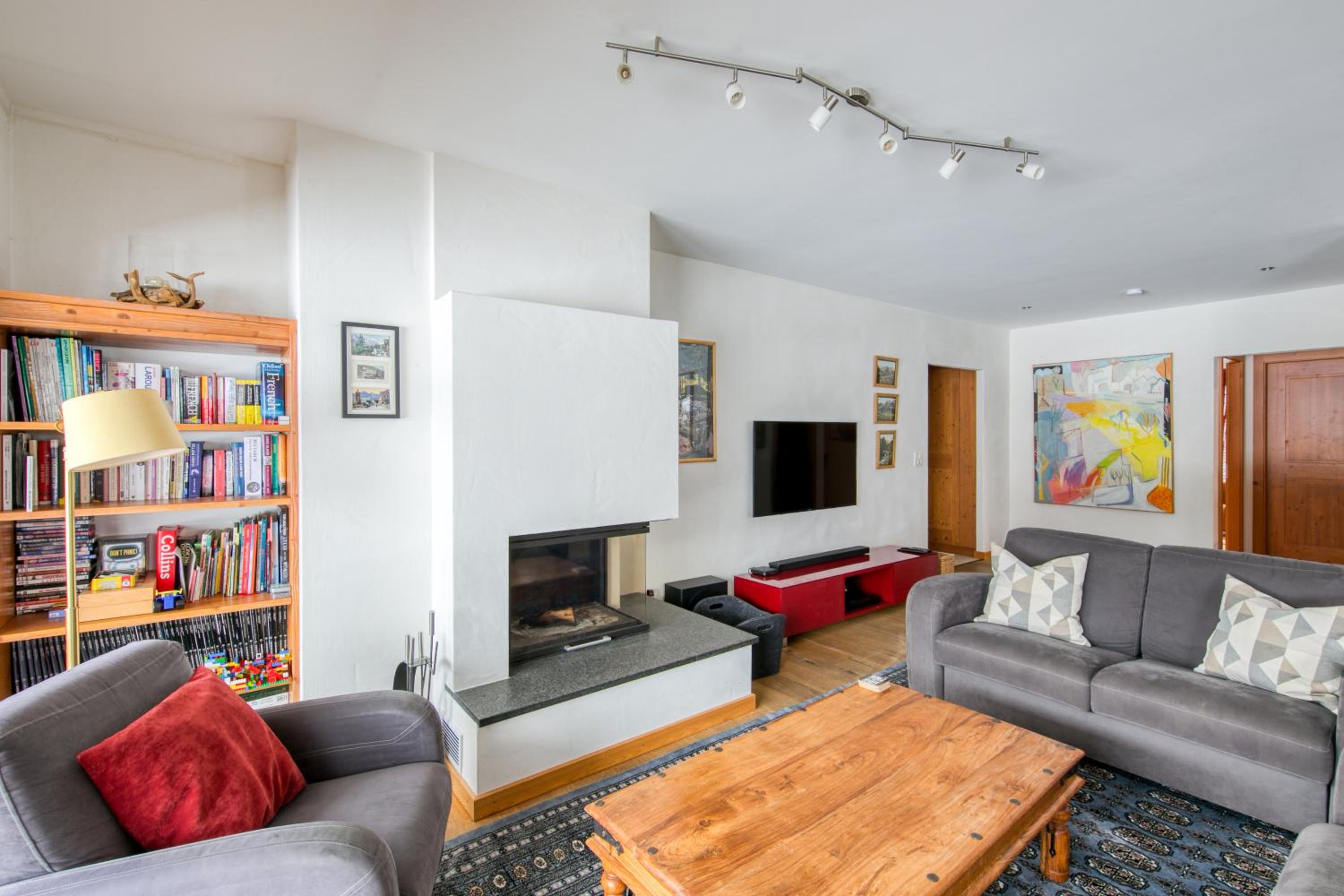 Deluxe Apartment photo 1