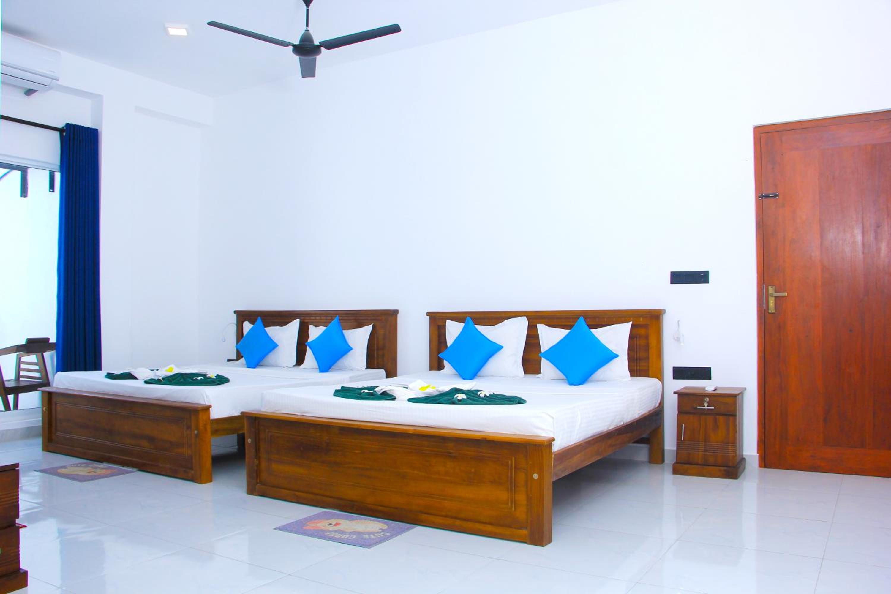 Family Room with Balcony photo 1