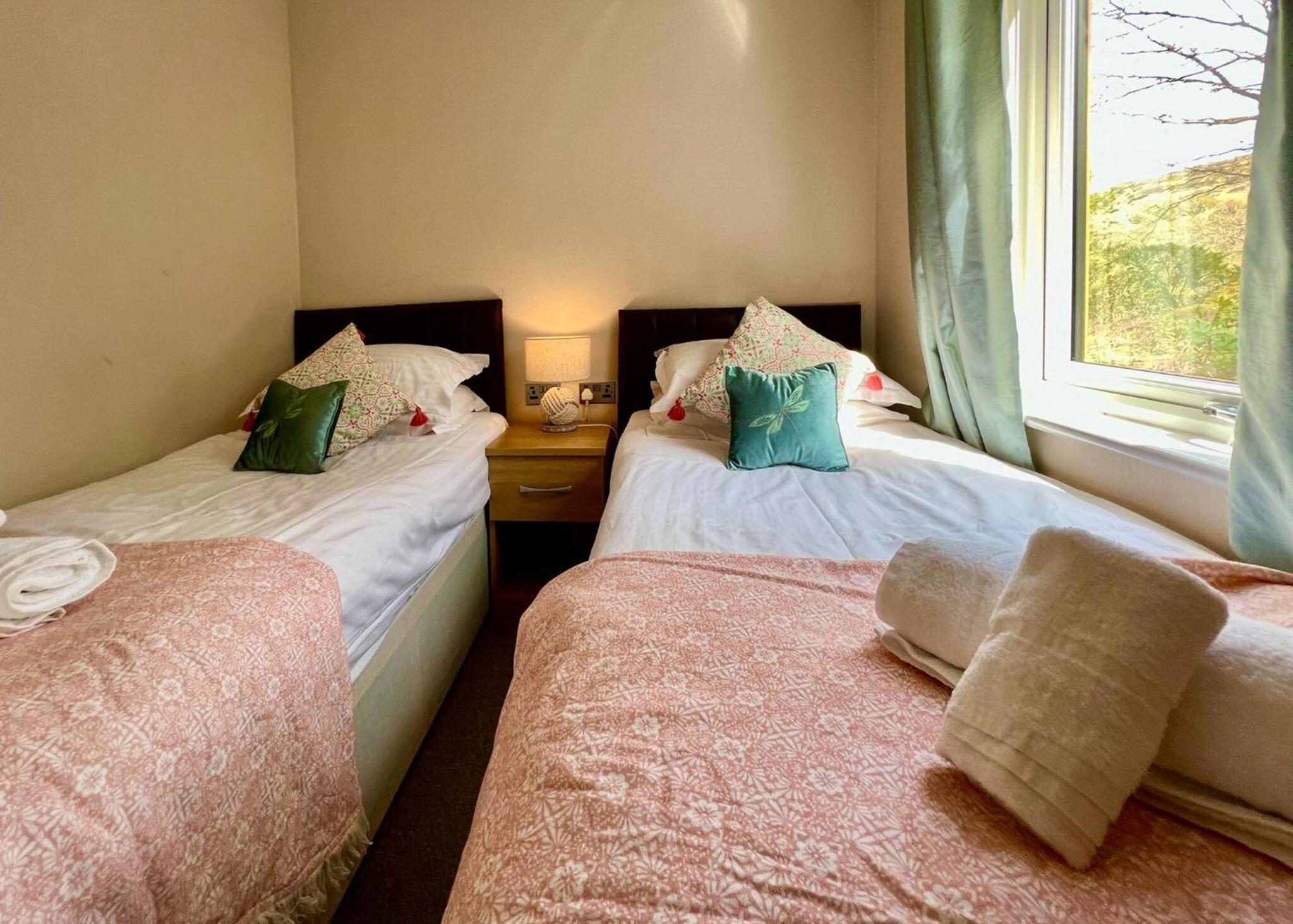 Two-Bedroom Holiday Home 2 photo 3